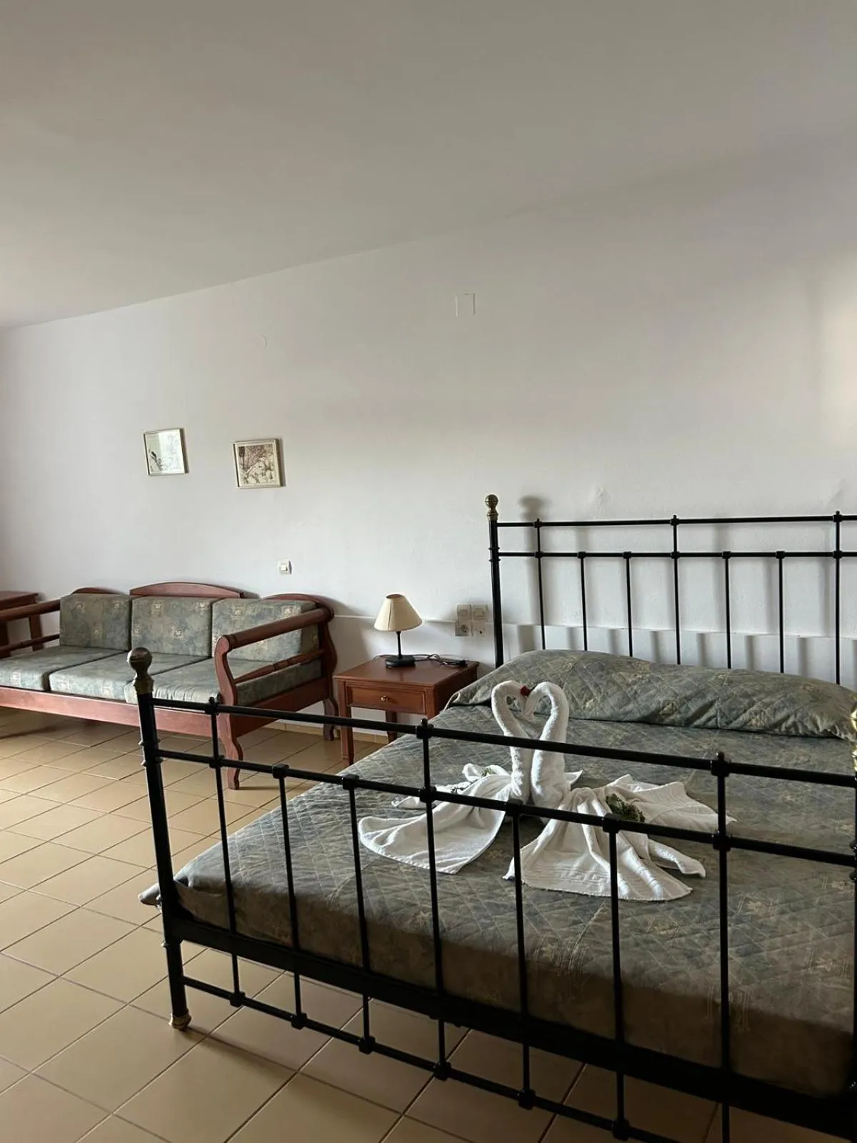 Bed in Areti Aparthotel