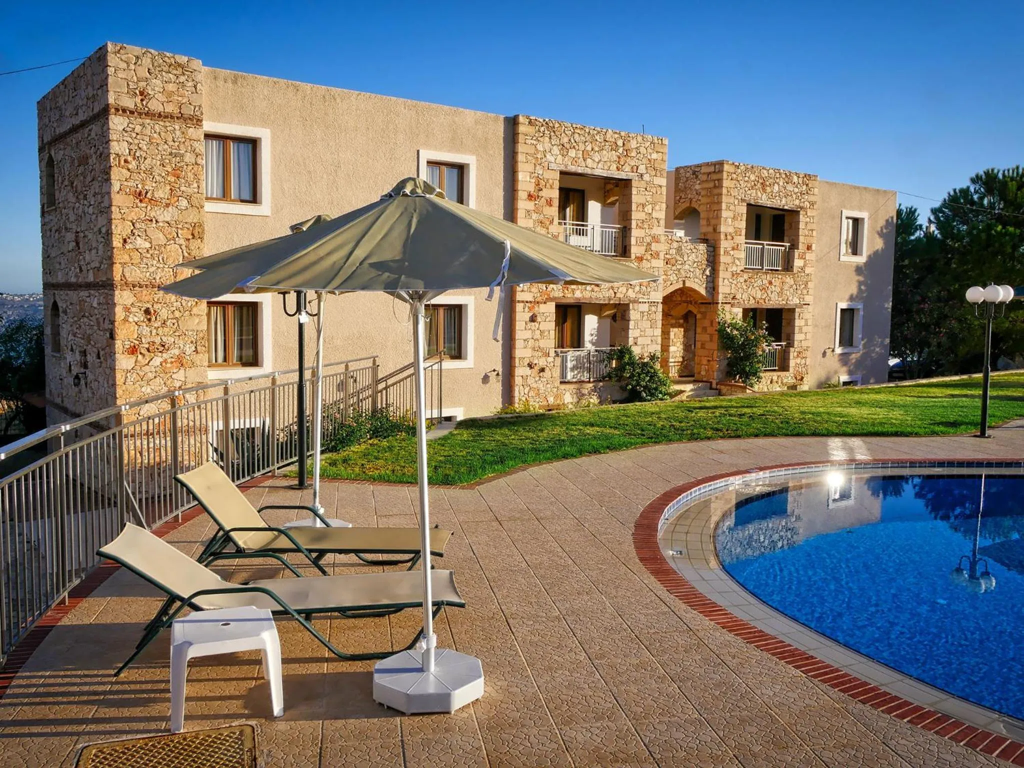 Swimming pool in Areti Aparthotel