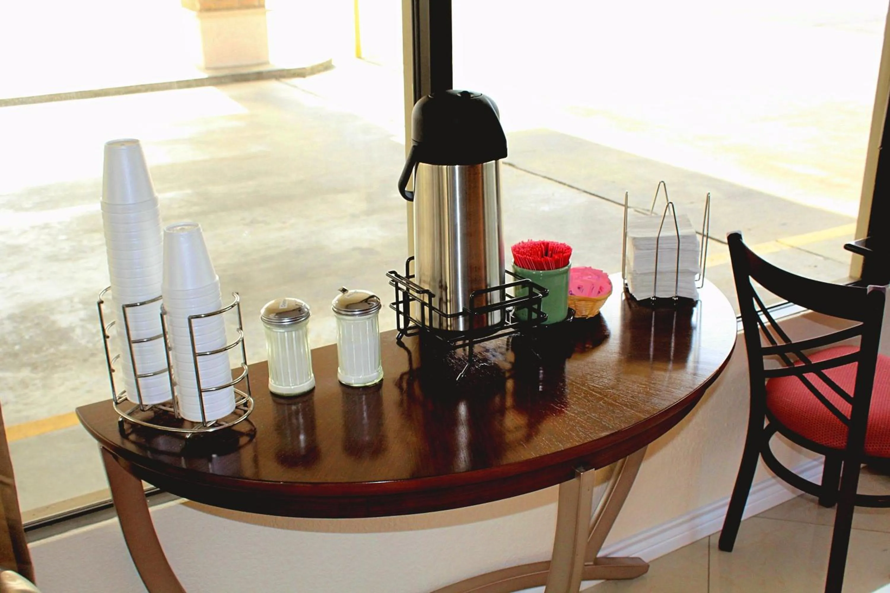 Lobby or reception in Motel 6-Winnie, TX