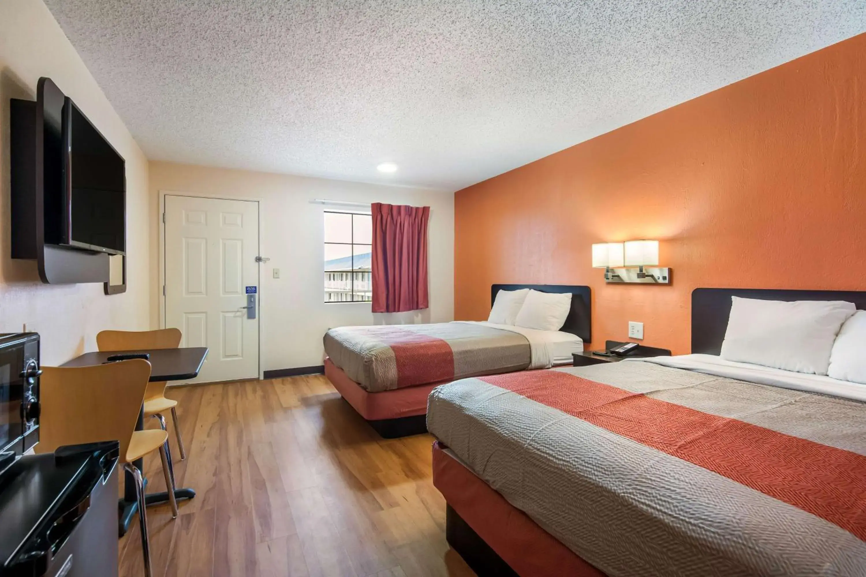 Photo of the whole room, Bed in Motel 6-Winnie, TX Photo of the whole room, Bed in Motel 6-Winnie, TX