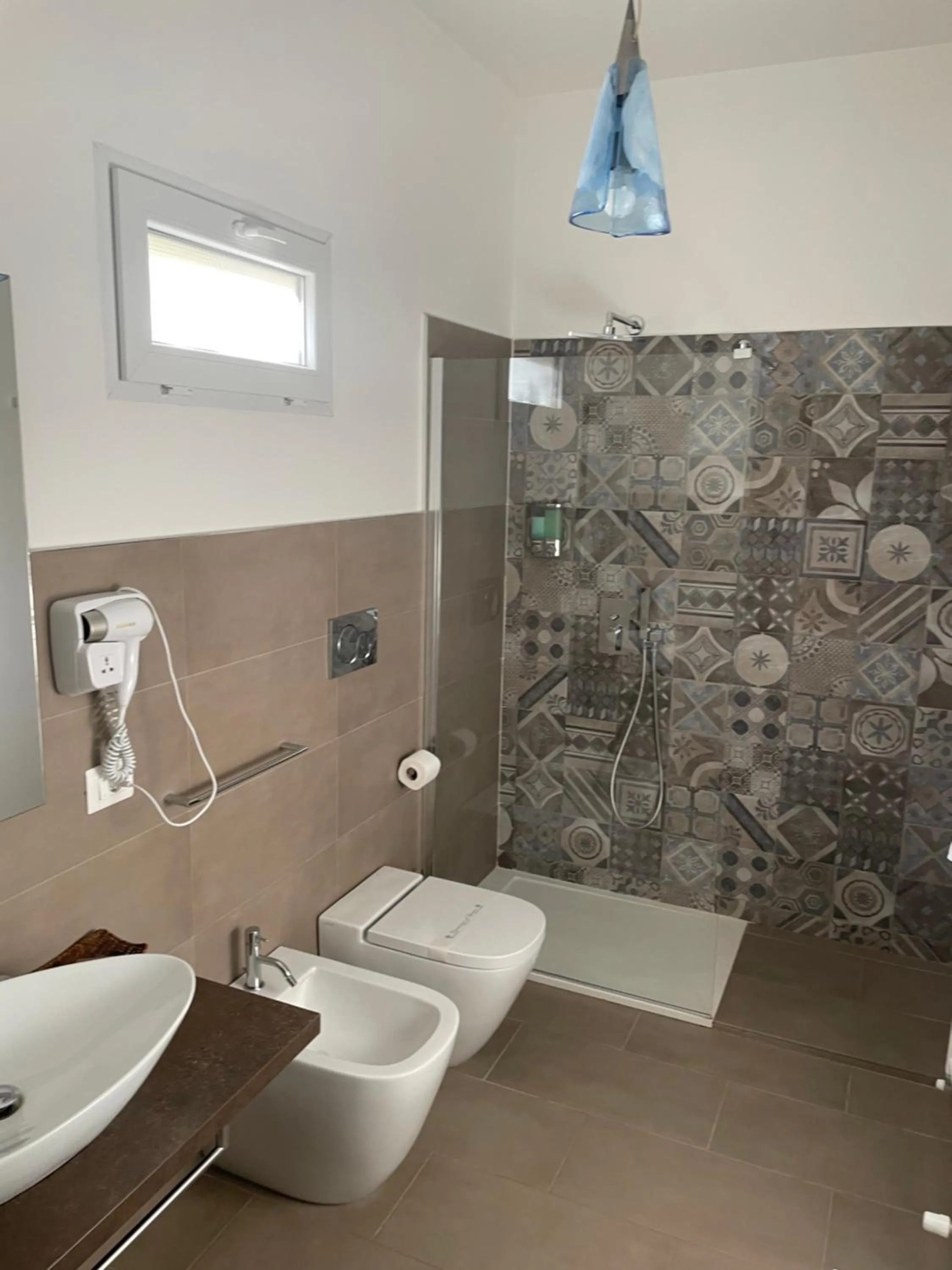 Bathroom in BeB L'ALLORO