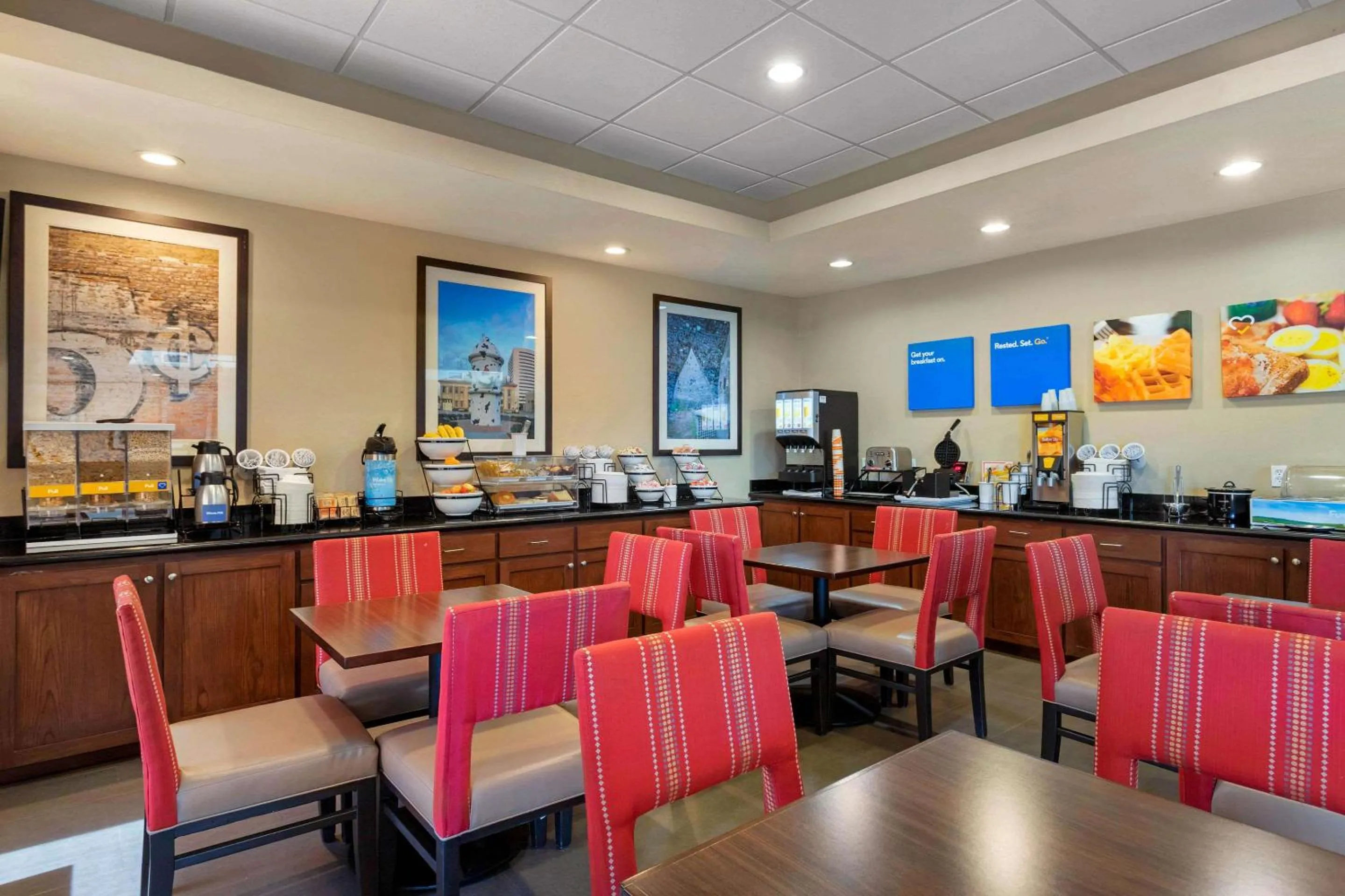 Restaurant/places to eat in Comfort Inn & Suites Port Arthur-Port Neches