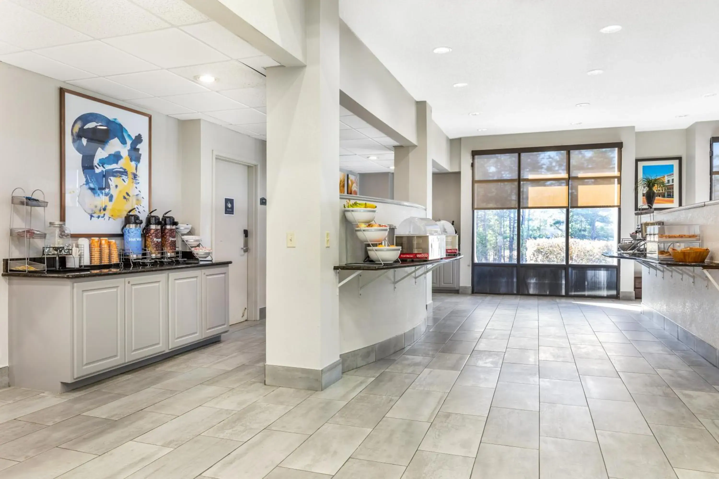 Breakfast in Comfort Suites Nacogdoches Breakfast in Comfort Suites Nacogdoches