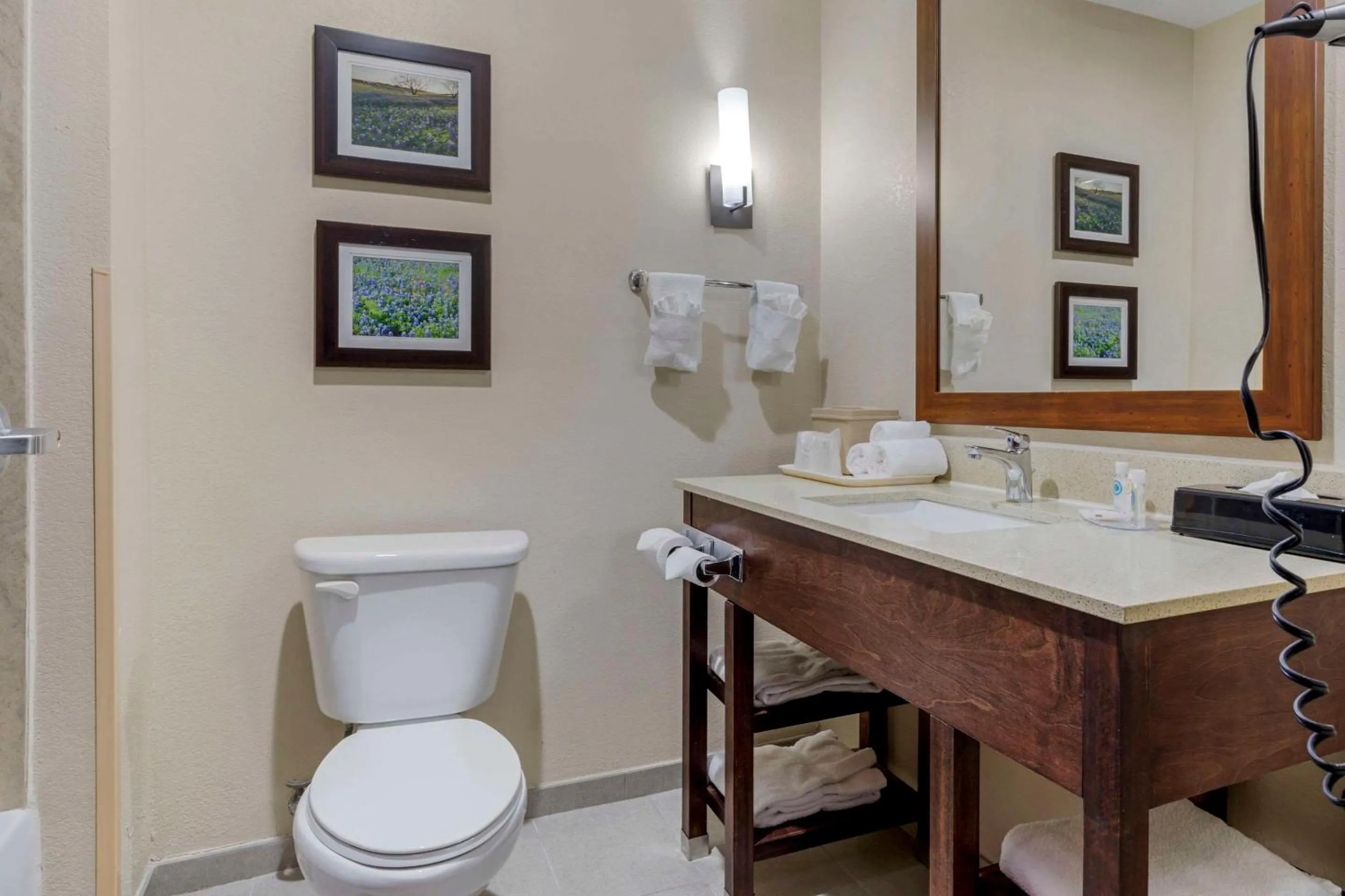 Bedroom in Comfort Suites