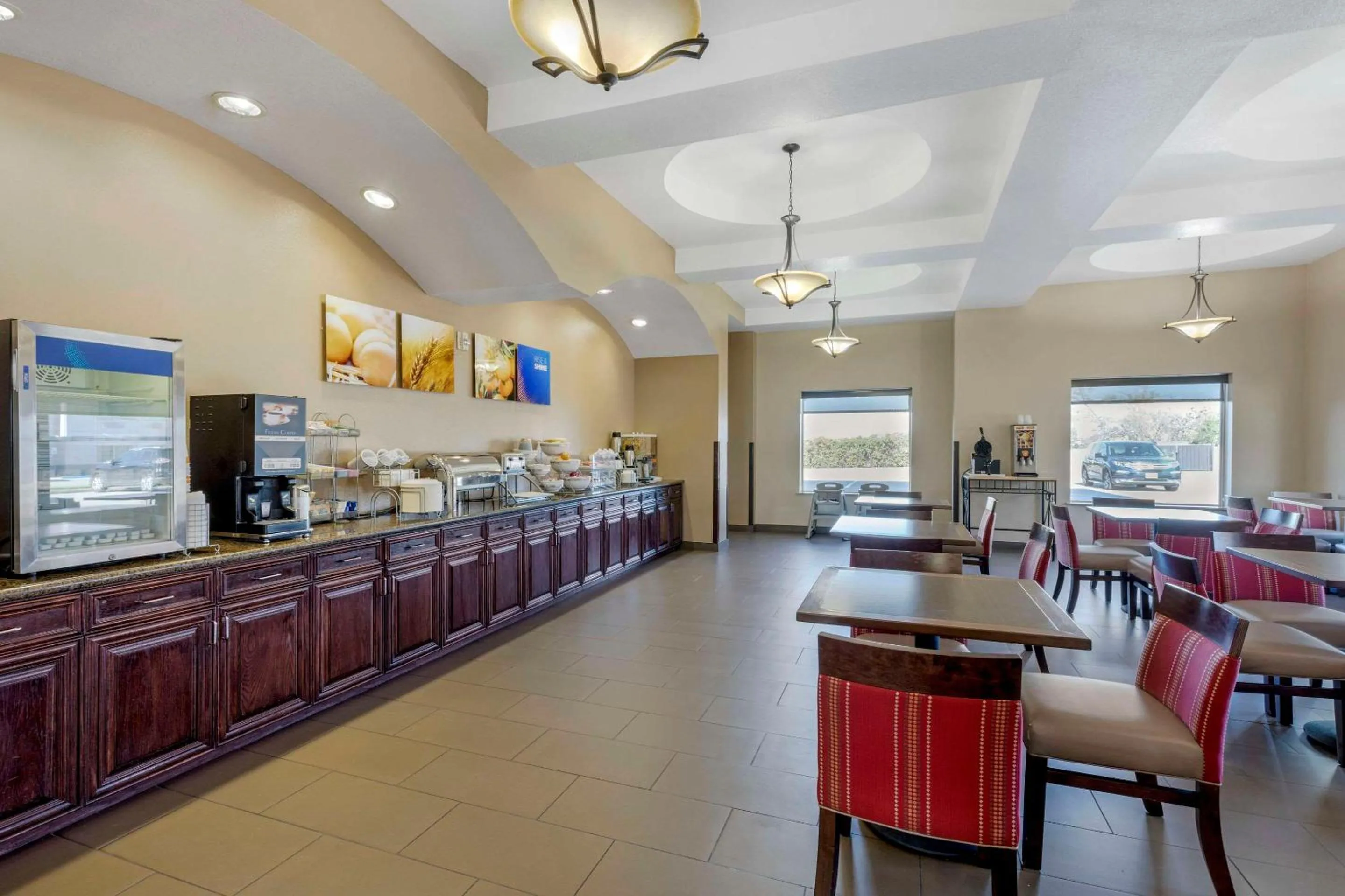 Breakfast in Comfort Suites