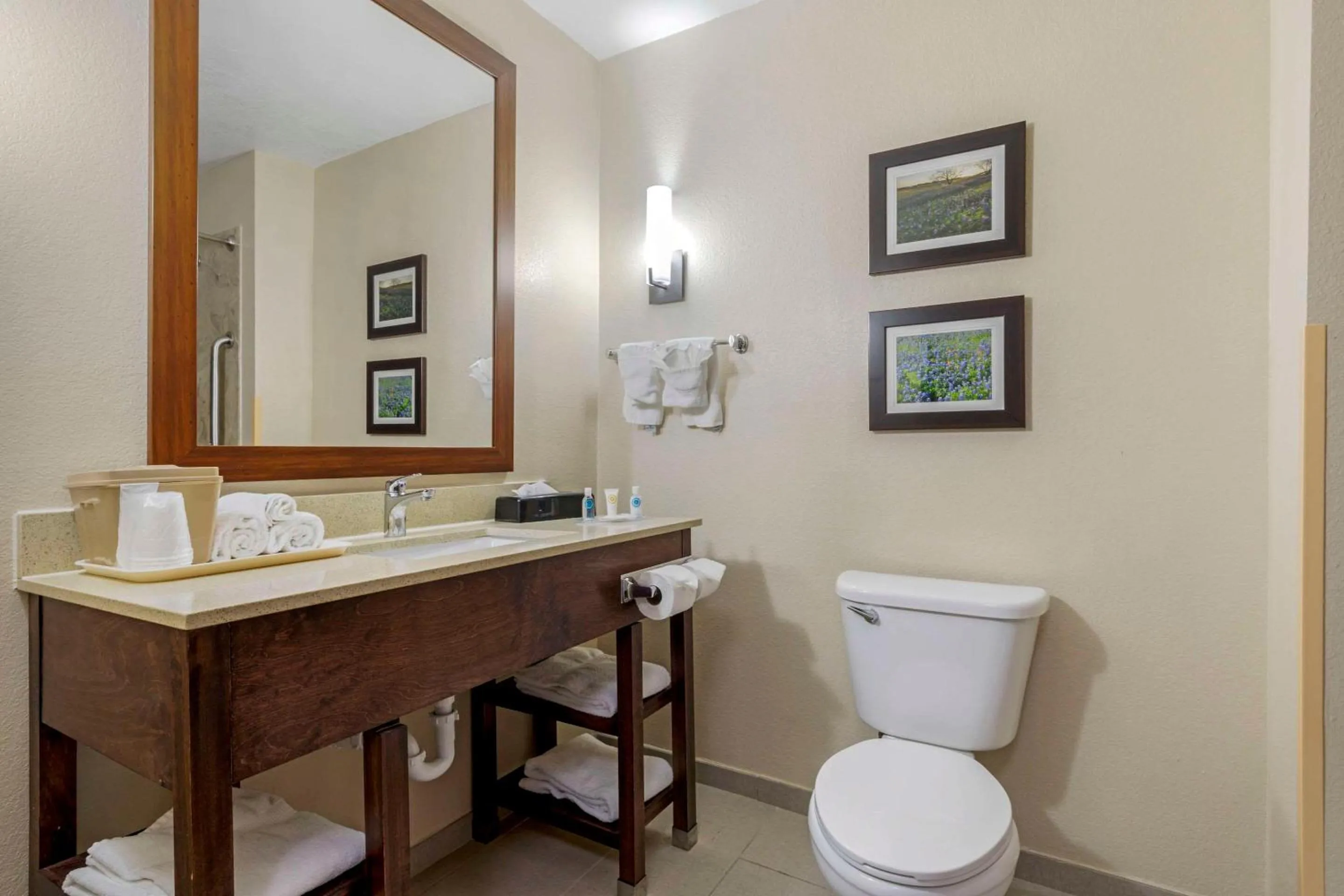 Bedroom in Comfort Suites