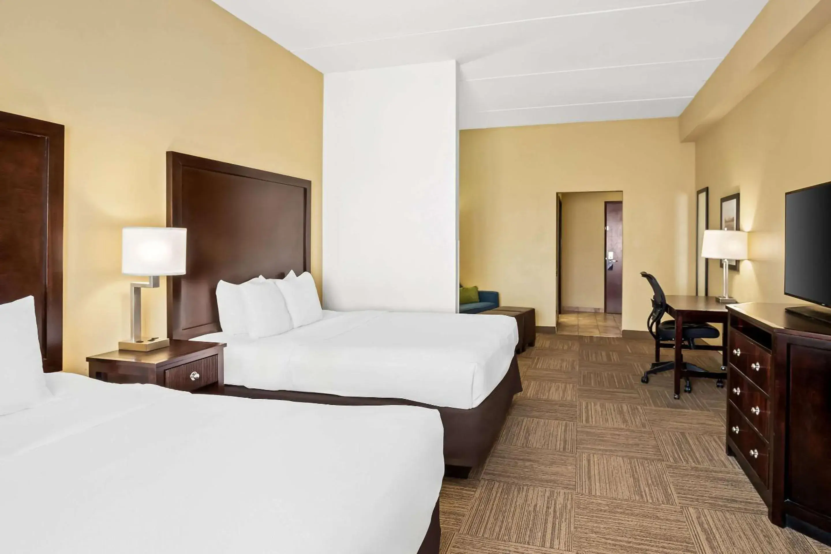 Bedroom, Bed in Comfort Suites Frisco Bedroom, Bed in Comfort Suites Frisco