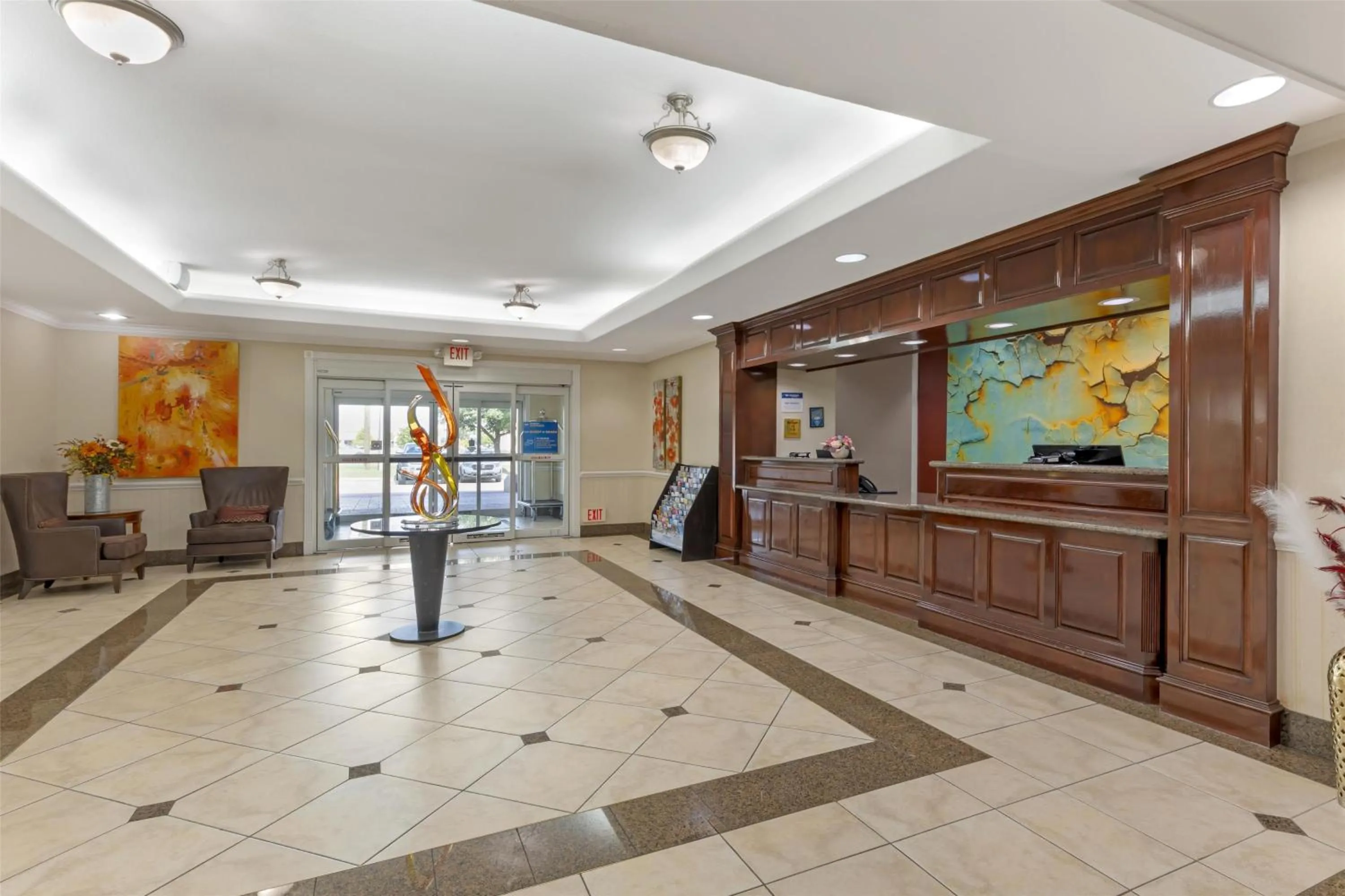 Lobby or reception in Best Western Plus Waxahachie Inn & Suites