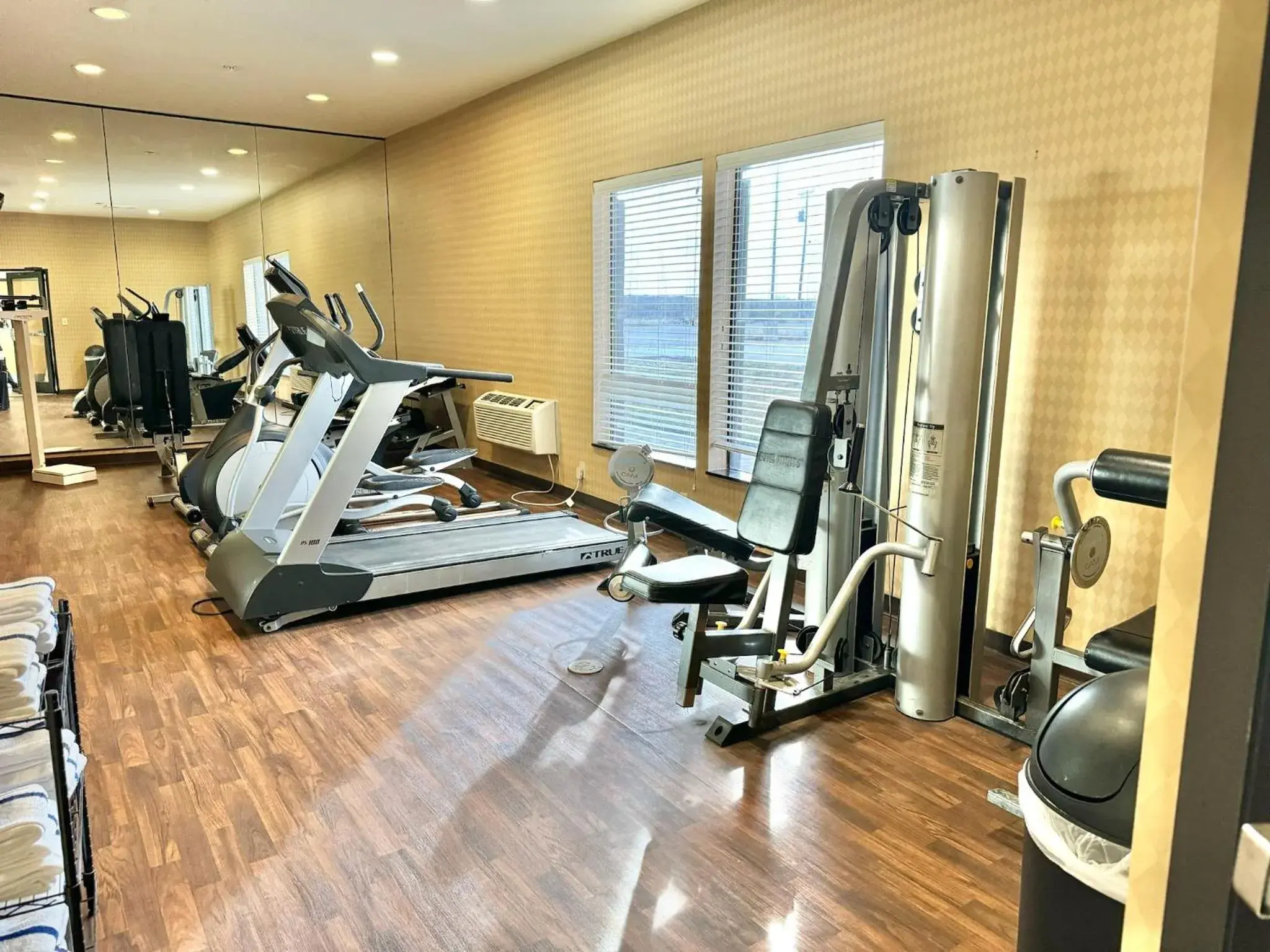 Fitness centre/facilities in Fort Stockton Inn and Suites Fitness centre/facilities in Fort Stockton Inn and Suites