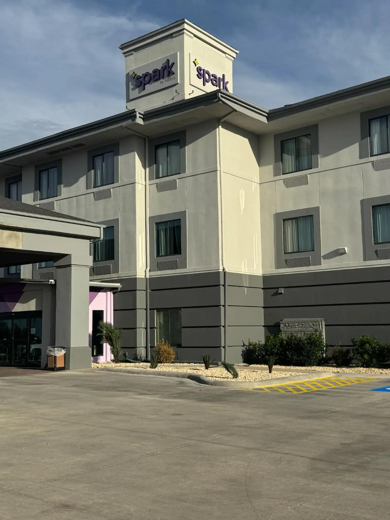 Facade/entrance in Spark by Hilton Fort Stockton Facade/entrance in Spark by Hilton Fort Stockton