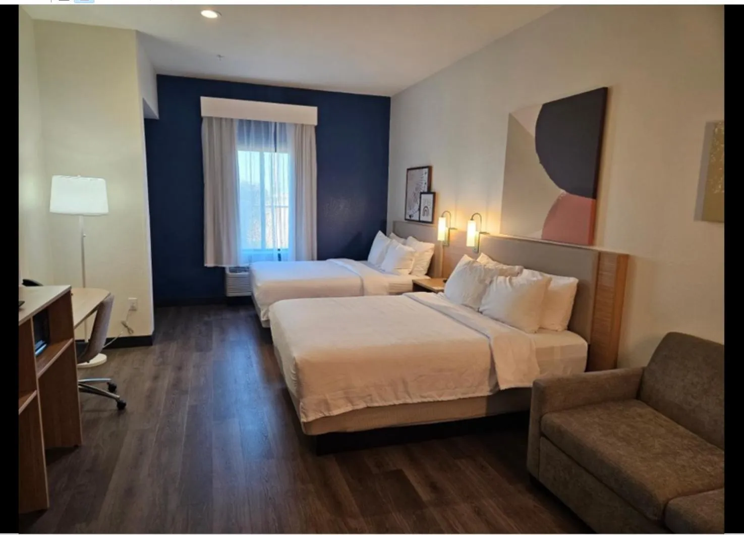 Bed in Spark by Hilton Fort Stockton