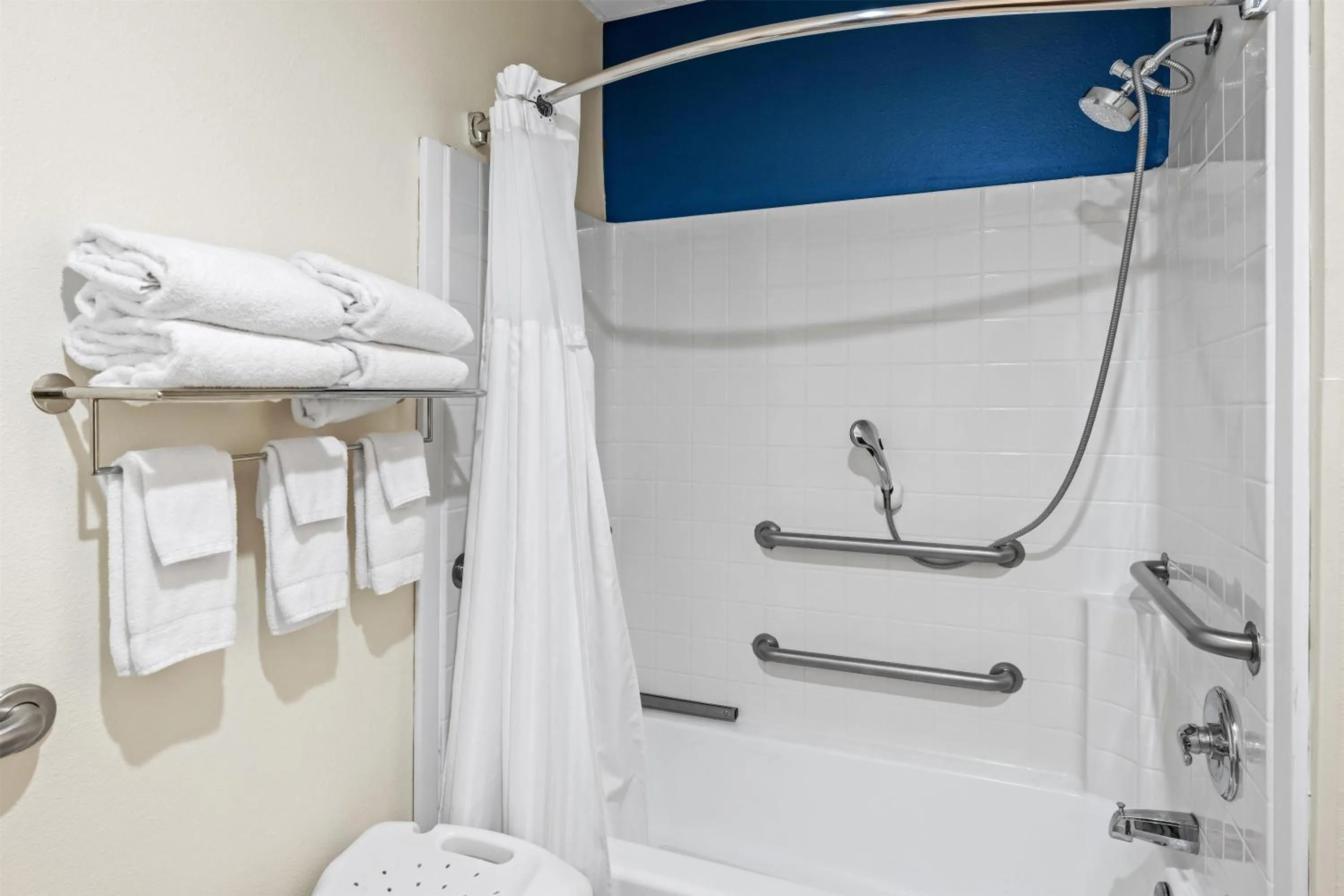 Bathroom in Spark by Hilton Fort Stockton