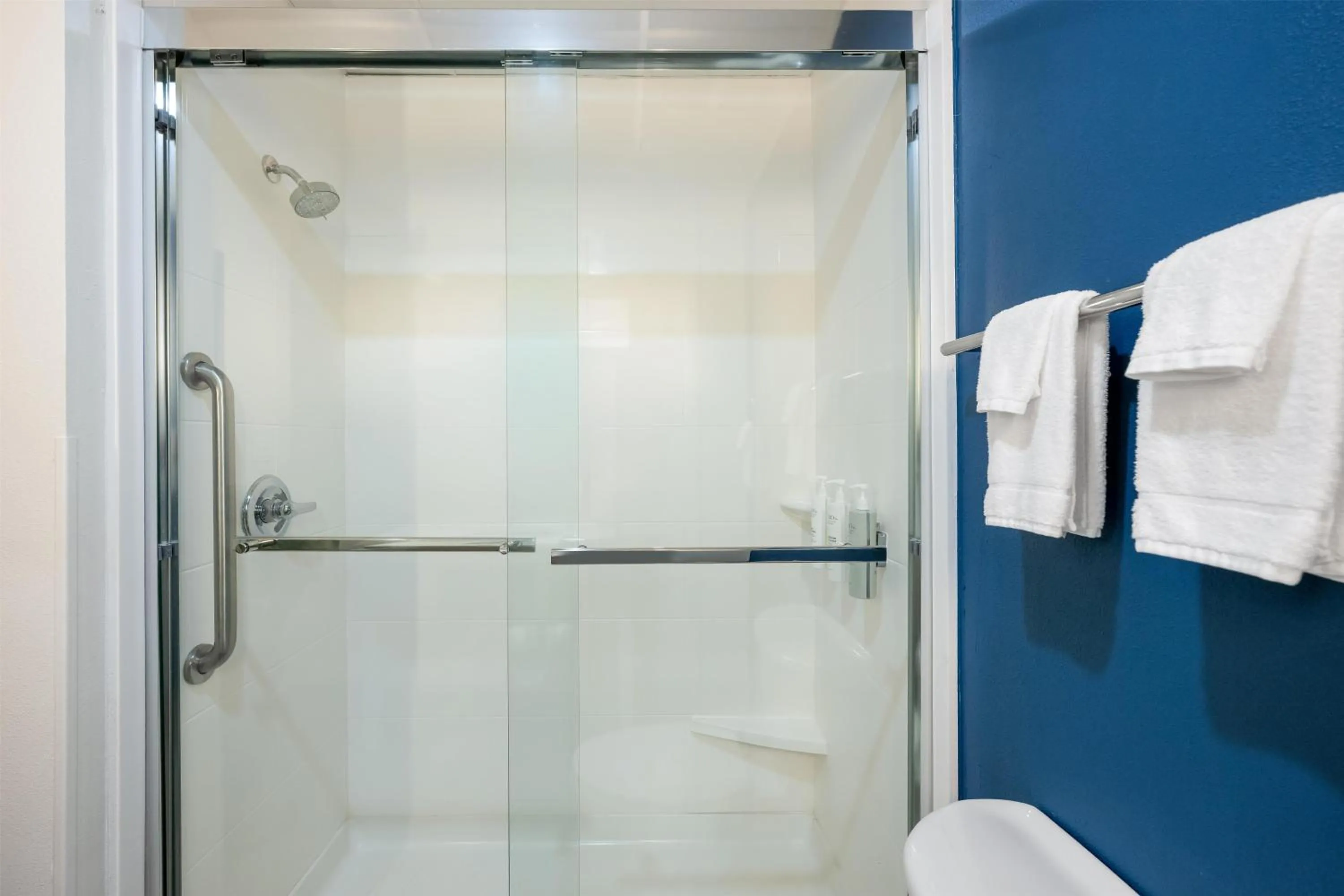 Bathroom in Spark by Hilton Fort Stockton