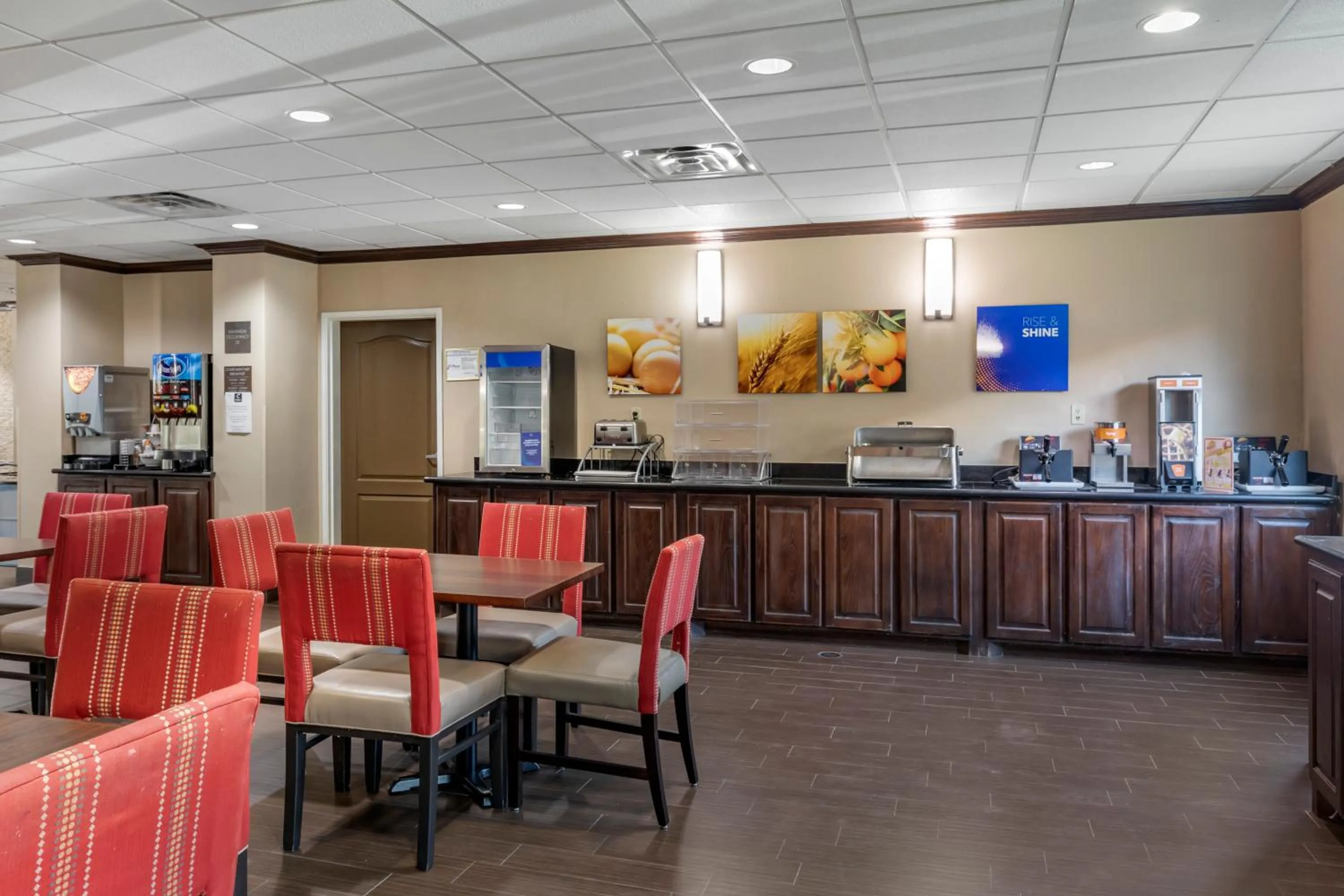 Coffee/tea facilities in Comfort Suites Plano - Dallas North