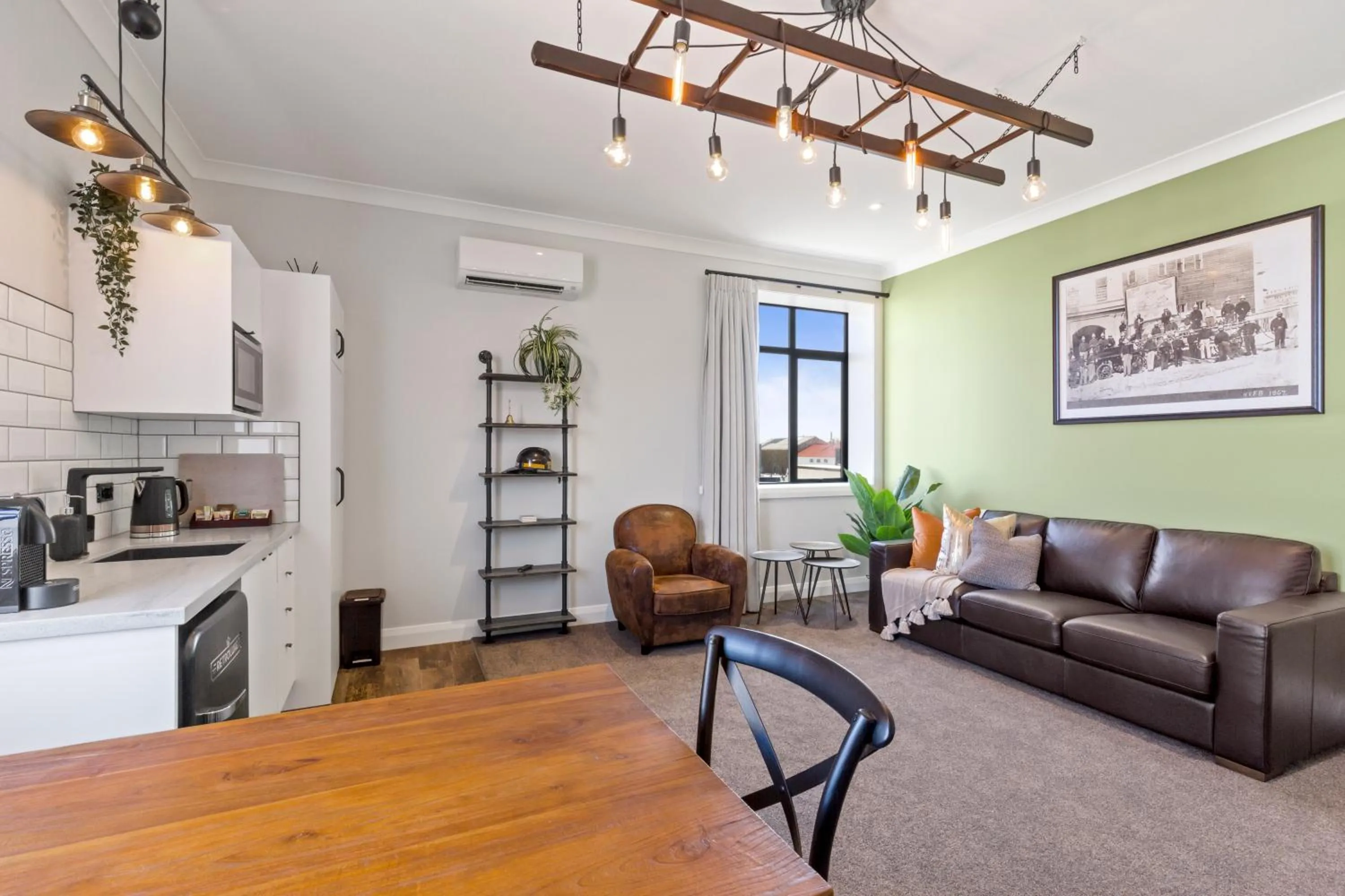 Kitchen or kitchenette in Hokitika Fire Station Boutique Accommodation