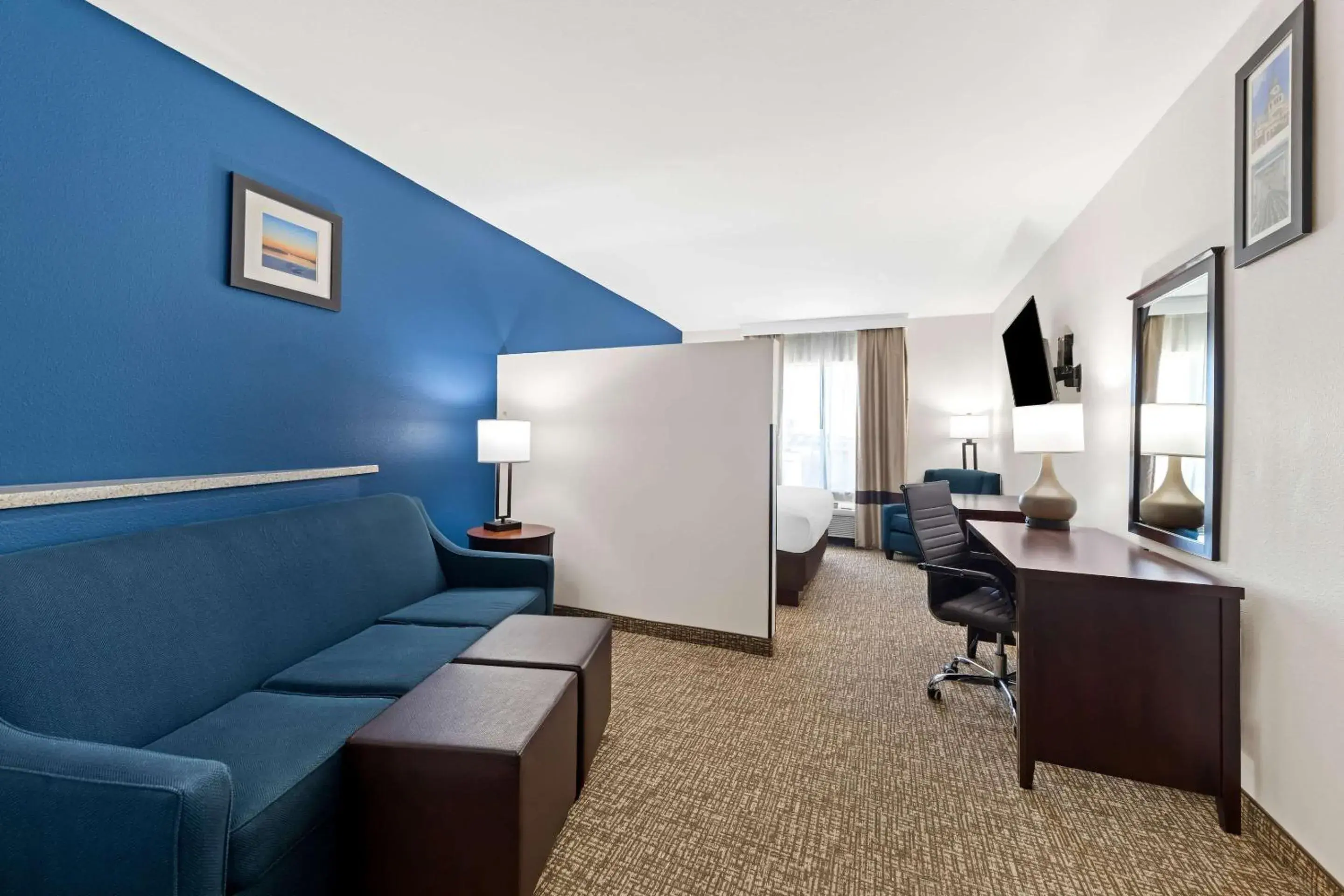 Bedroom in Comfort Inn & Suites Near Lake Lewisville Bedroom in Comfort Inn & Suites Near Lake Lewisville