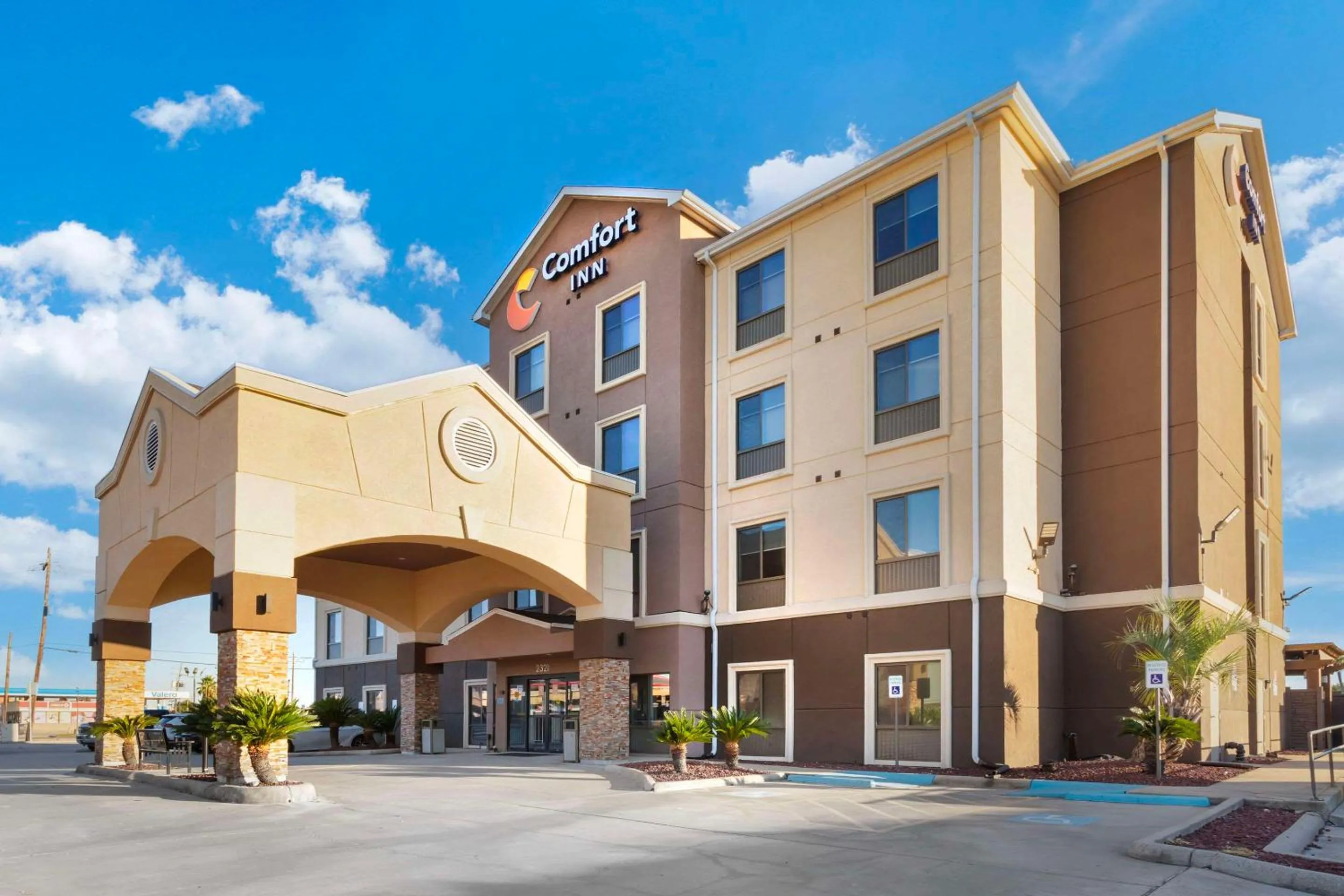 Property building in Comfort Inn by Choice Hotels Orange, TX