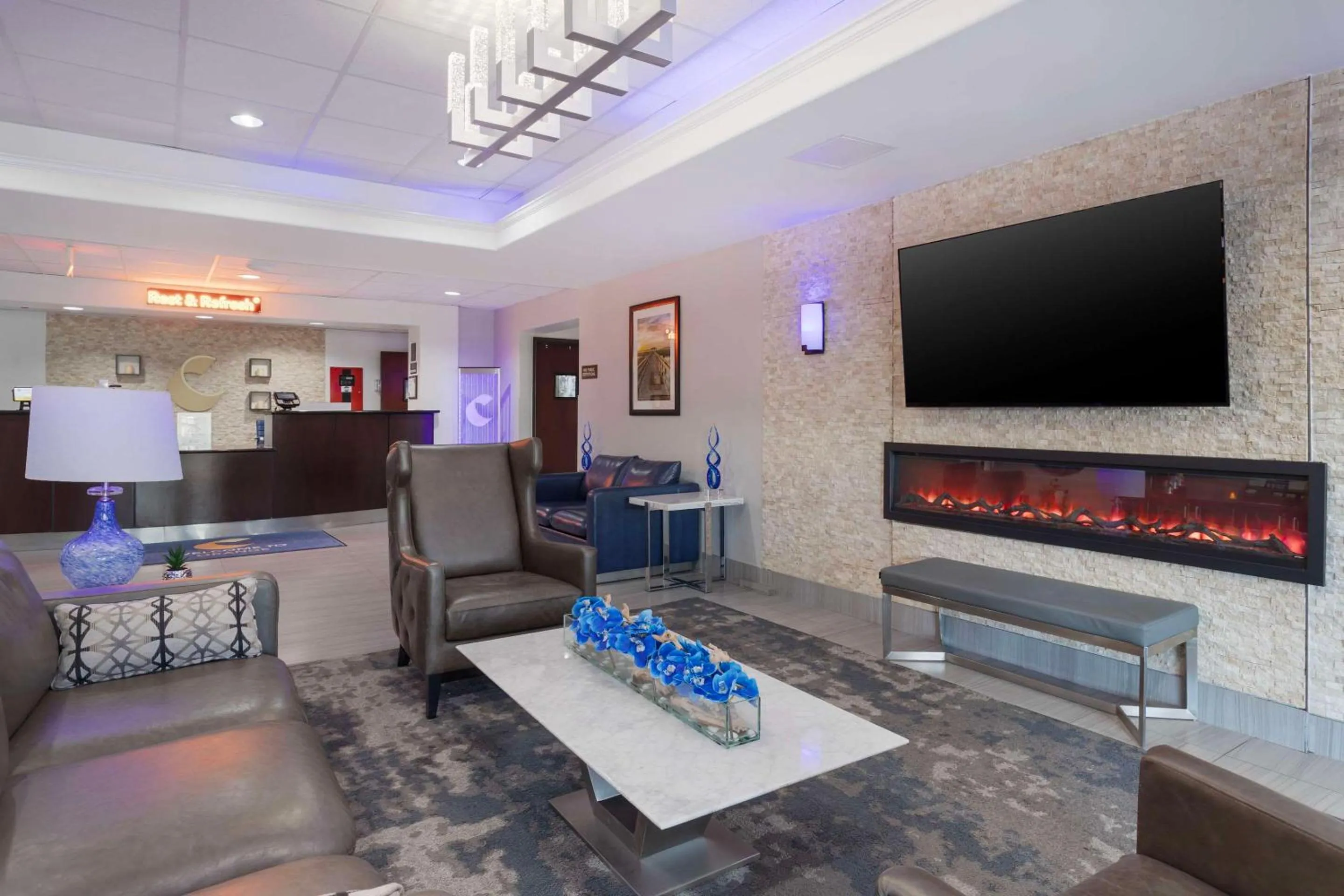 Lobby or reception in Comfort Inn by Choice Hotels Orange, TX