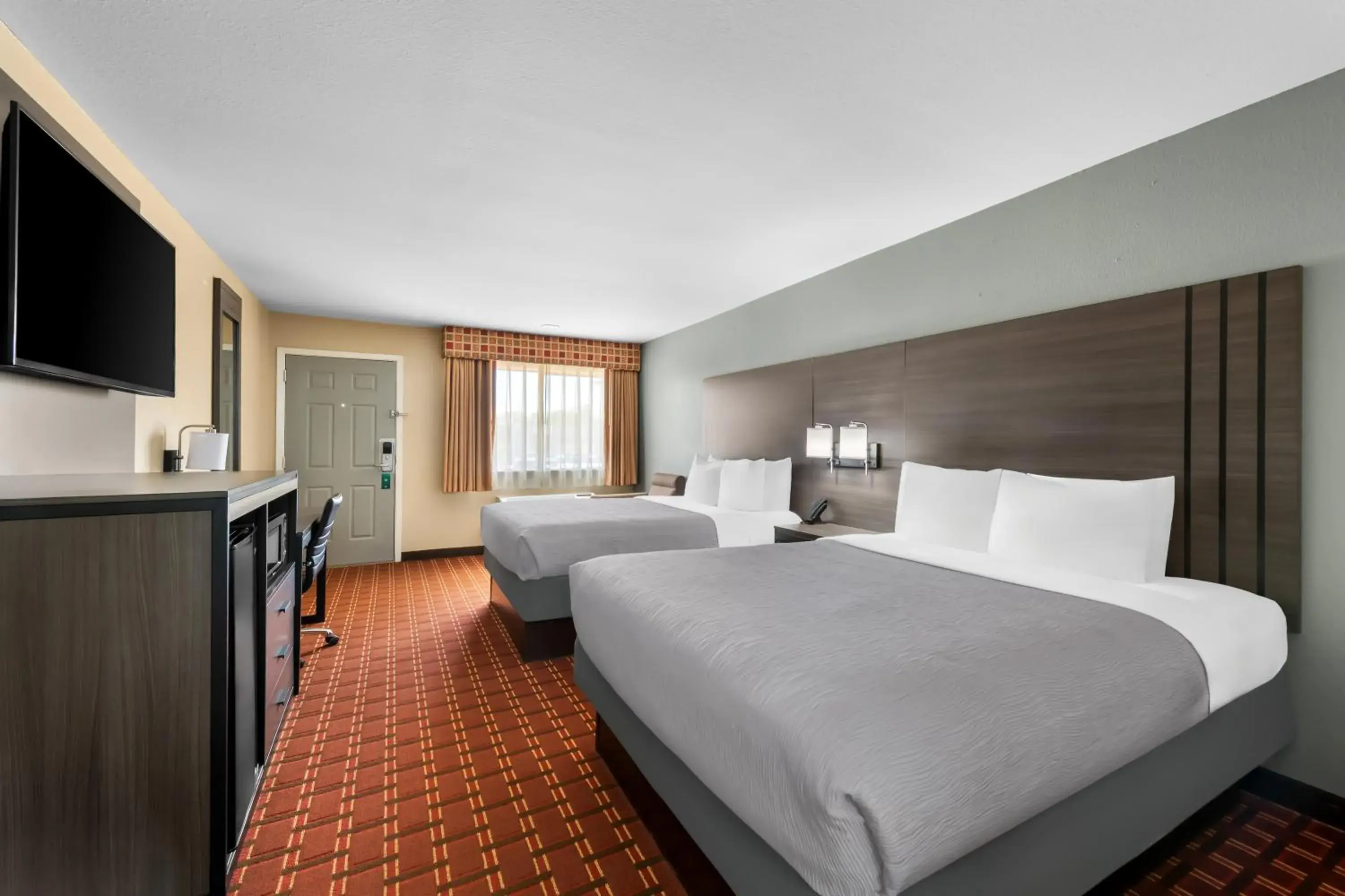 Queen Room with Two Queen Beds - Non-Smoking in Quality Inn Marshall Queen Room with Two Queen Beds - Non-Smoking in Quality Inn Marshall