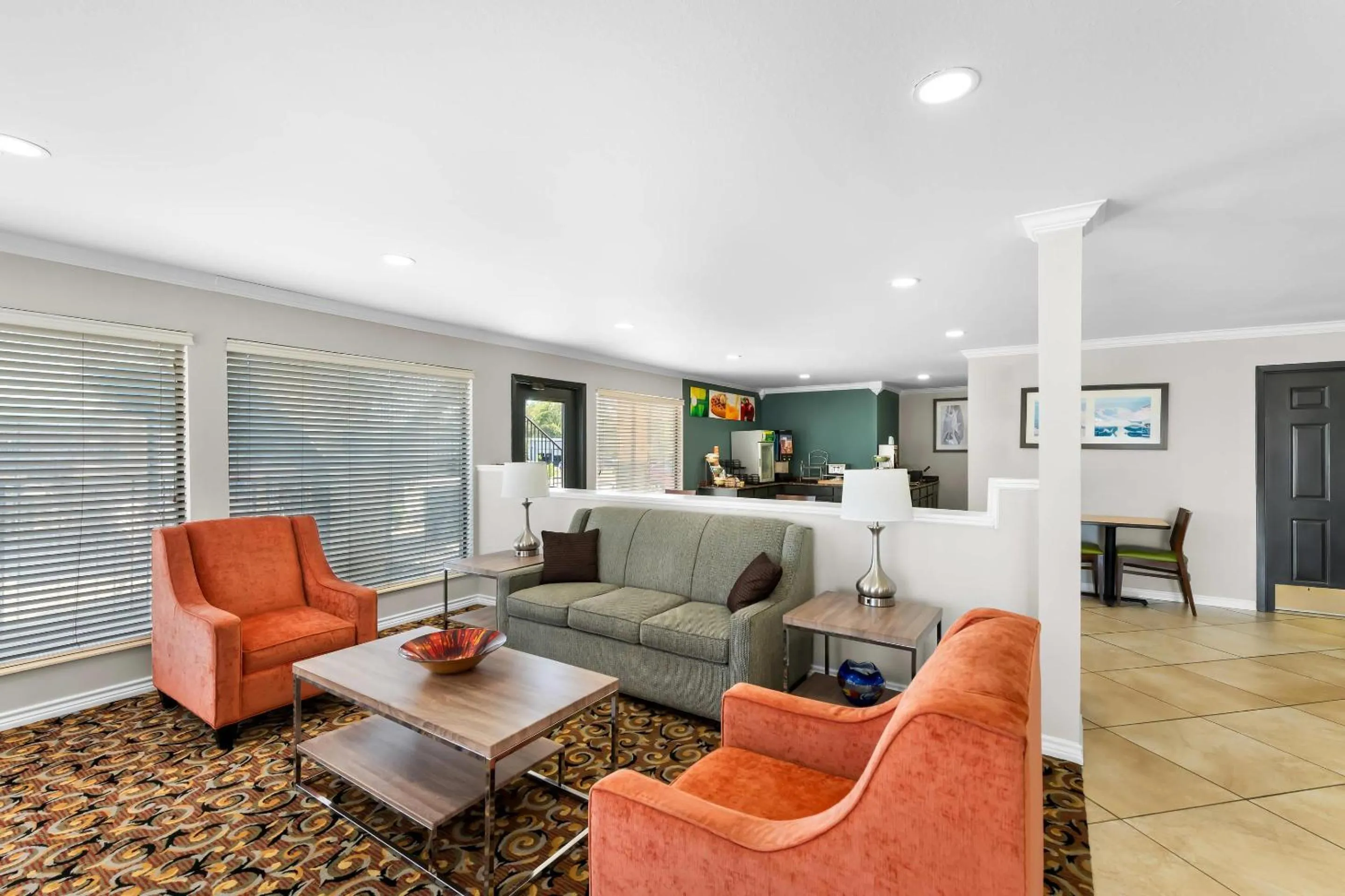 Breakfast in Quality Inn Marshall