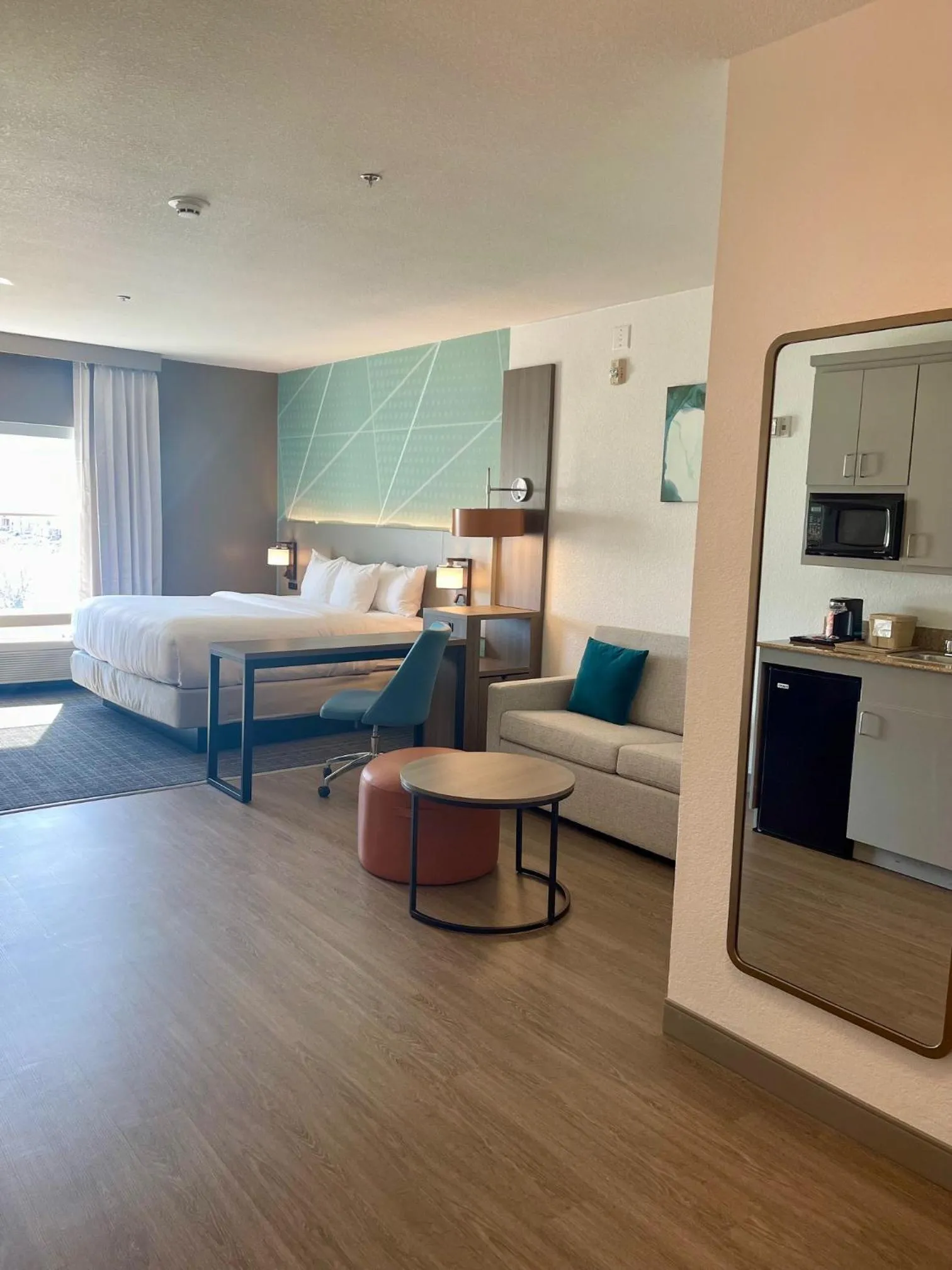 Bed in Comfort Suites