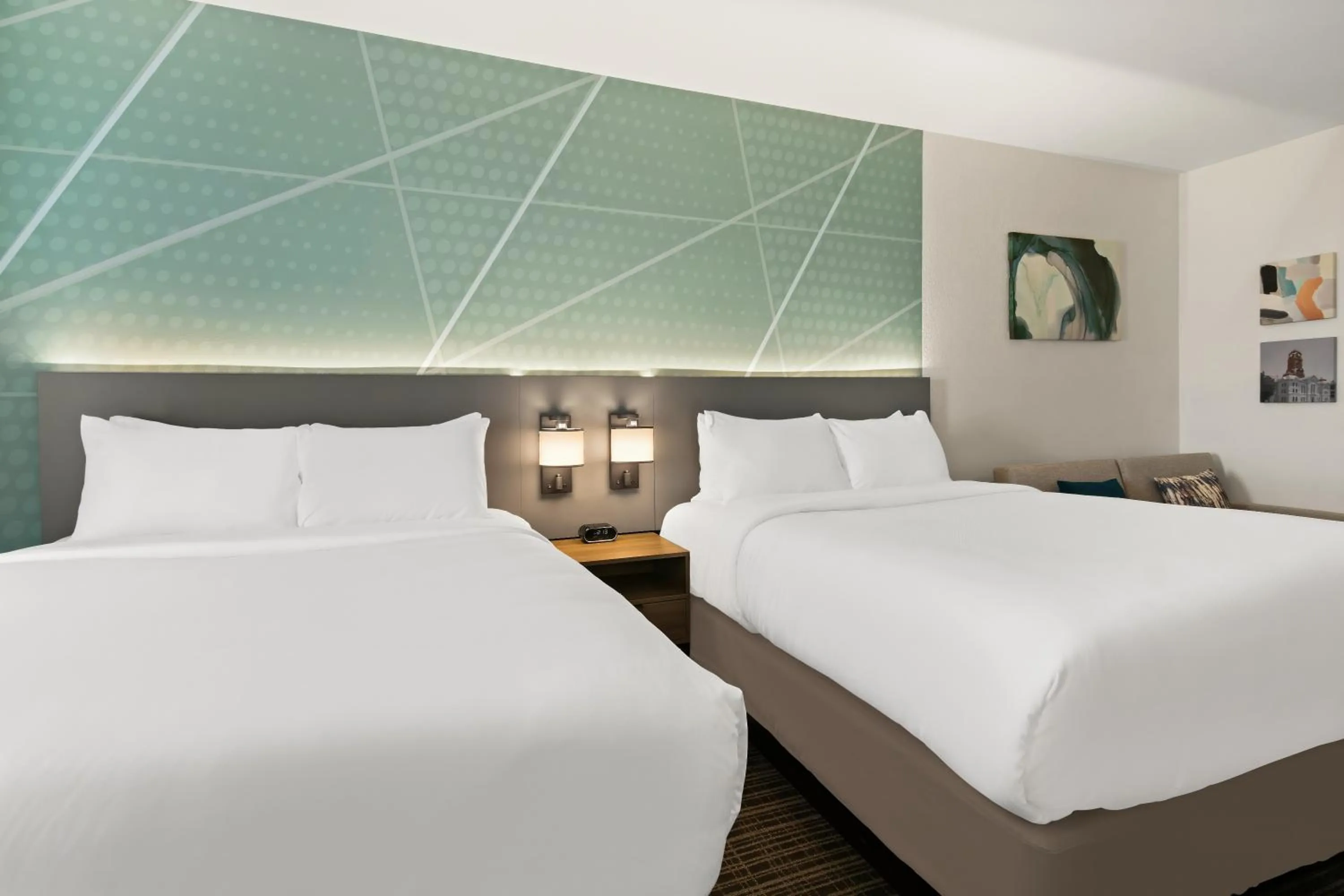 Bed in Comfort Suites