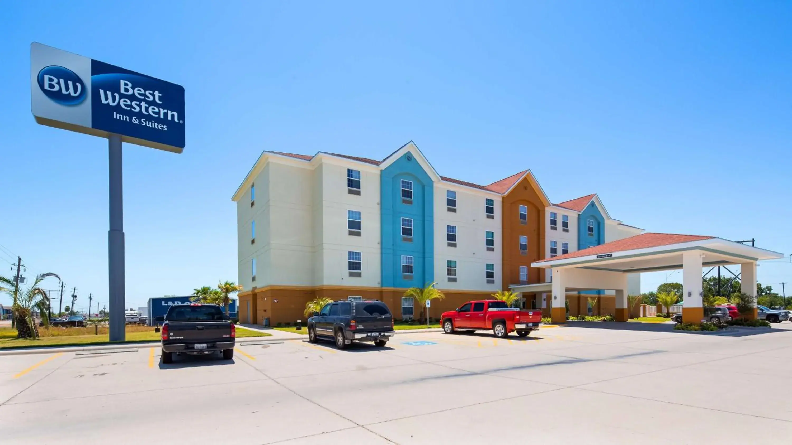 Property building in Best Western Ingleside Inn & Suites Property building in Best Western Ingleside Inn & Suites