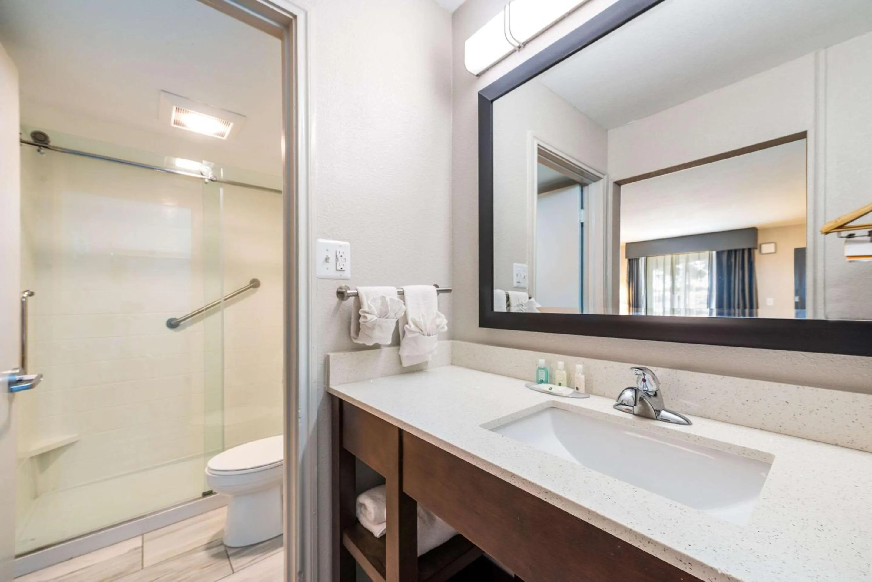 Photo of the whole room, Bathroom in Quality Inn & Suites Big Spring