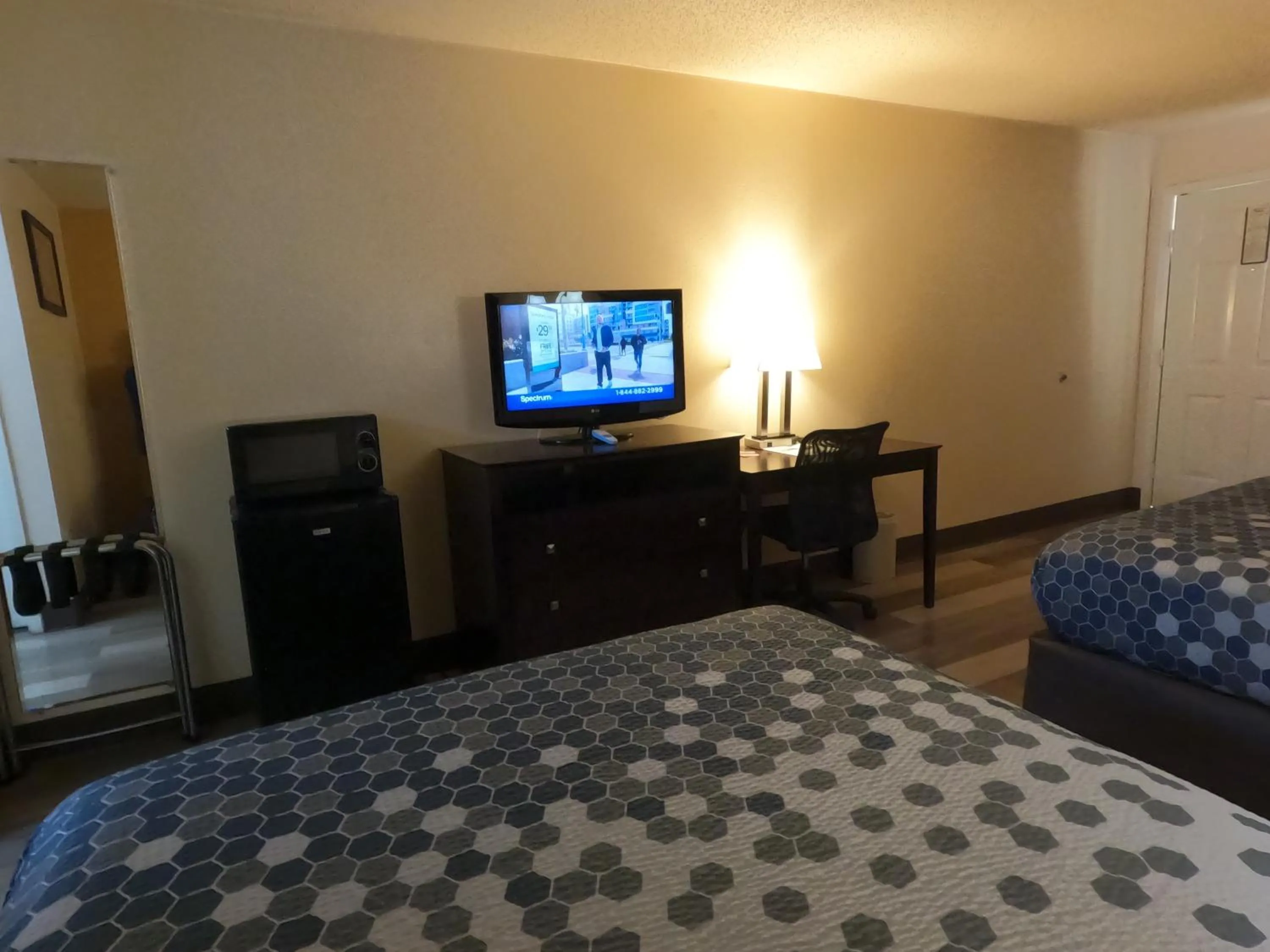Econo Lodge Inn & Suites Downtown Northeast near Fort Sam Houston