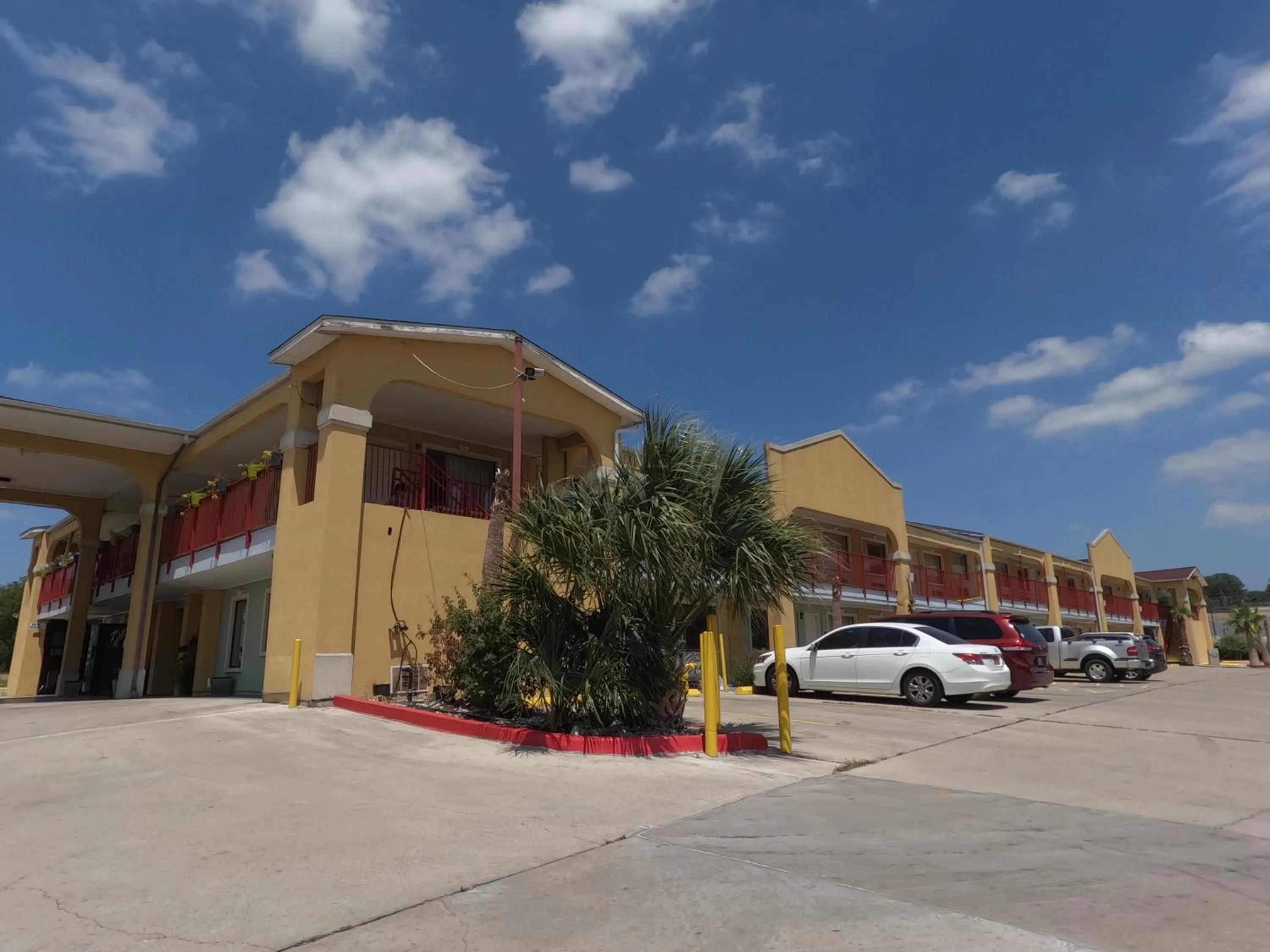 Econo Lodge Inn & Suites Downtown Northeast near Fort Sam Houston