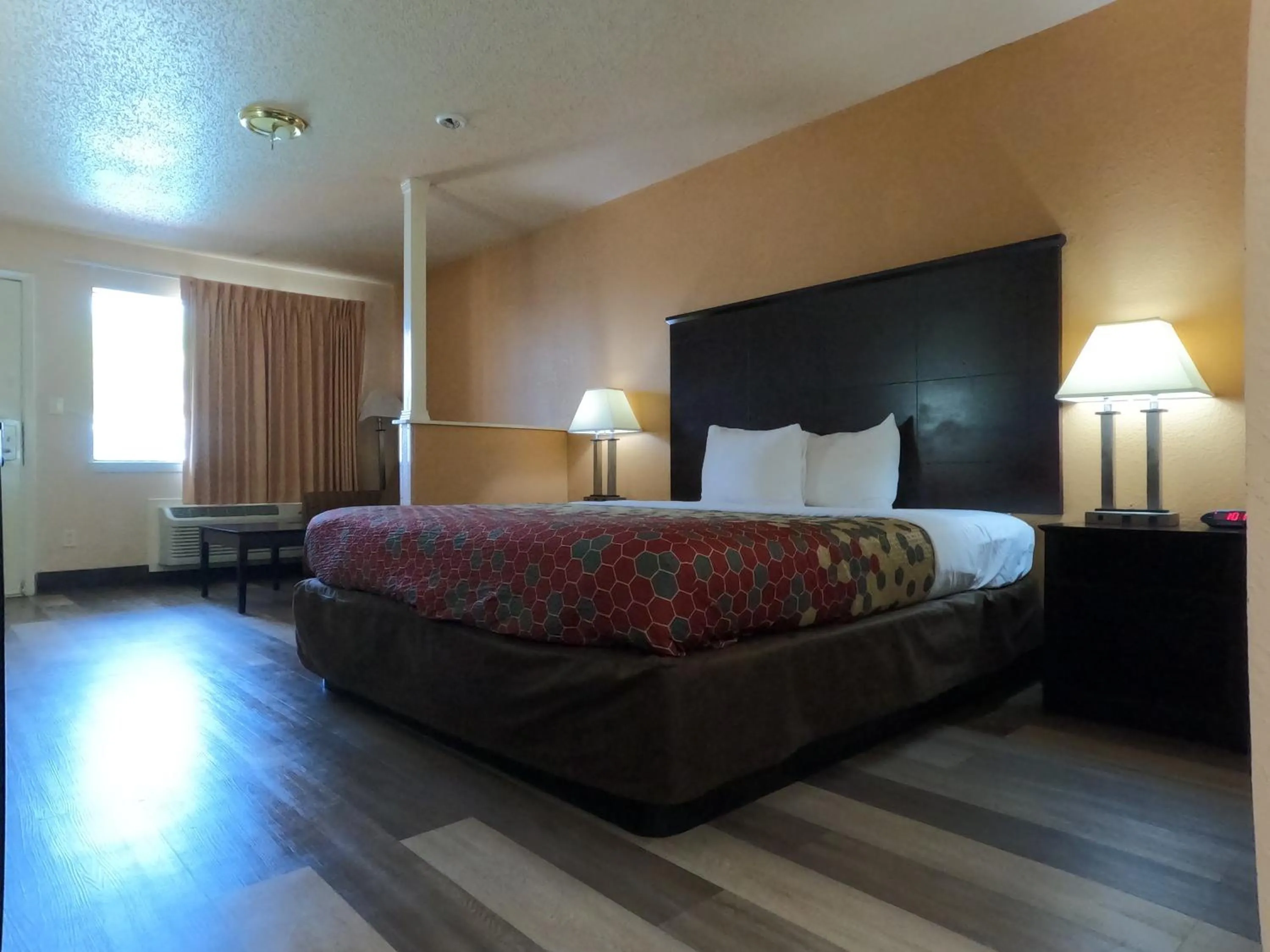 Econo Lodge Inn & Suites Downtown Northeast near Fort Sam Houston