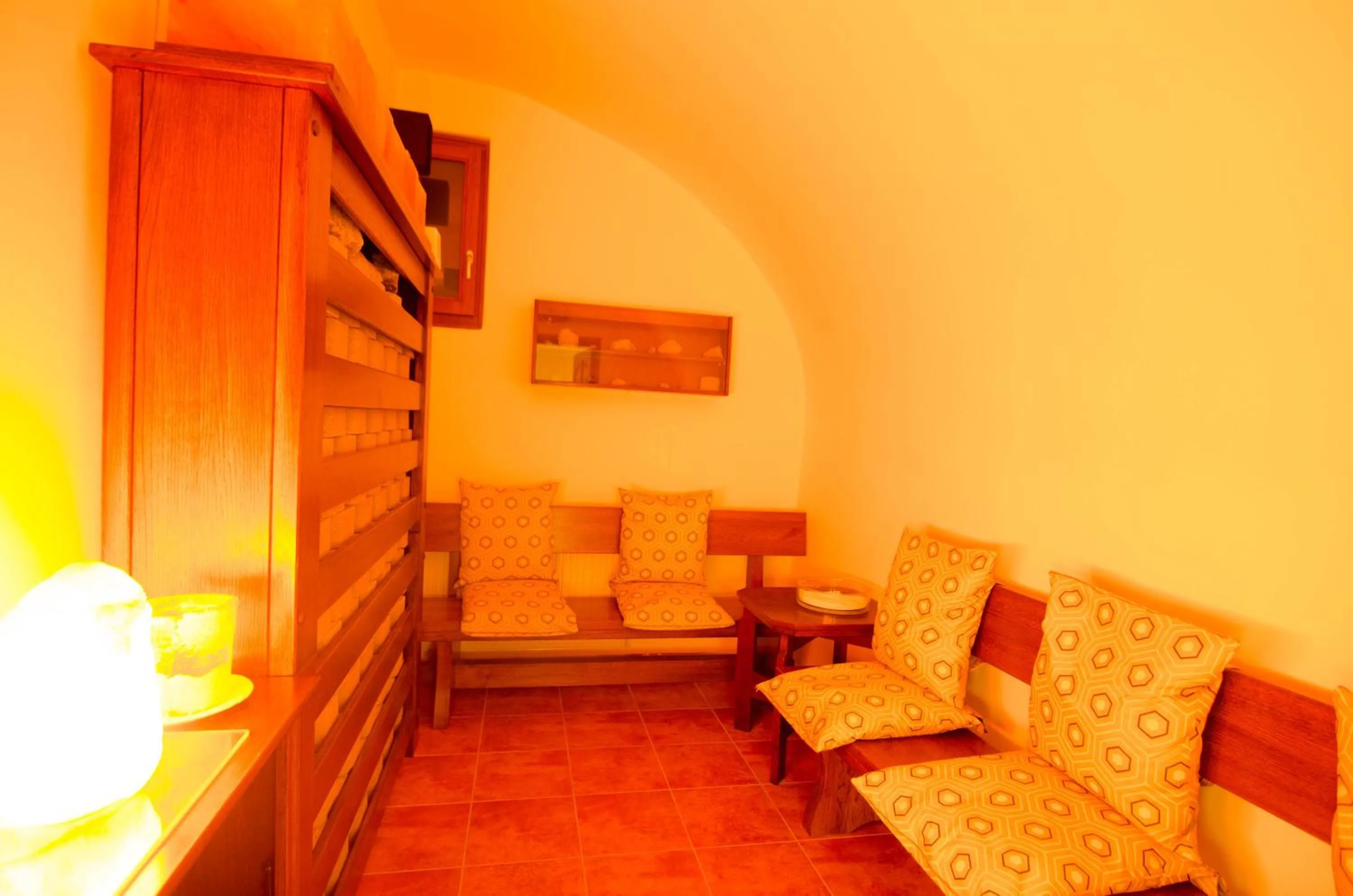 Area and facilities in István Király Szálló