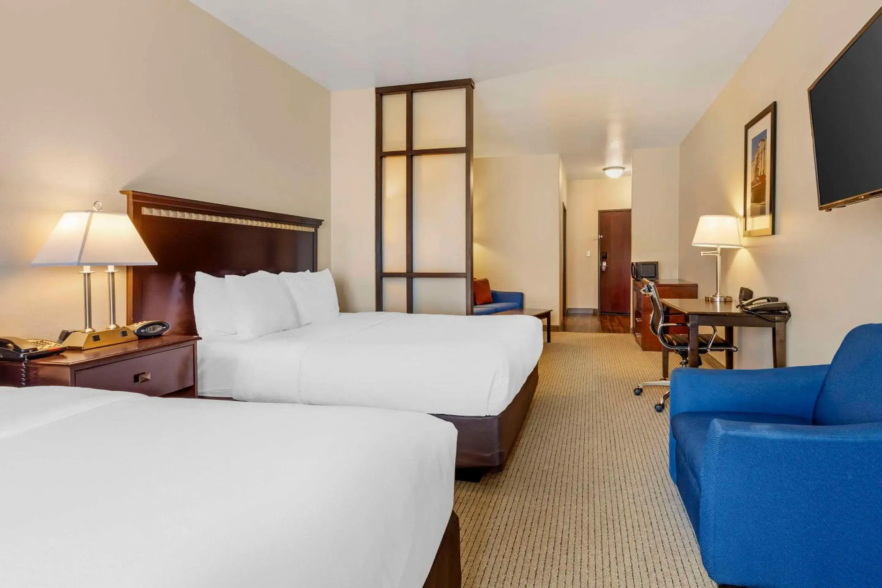 Bed in Comfort Suites Palestine Bed in Comfort Suites Palestine