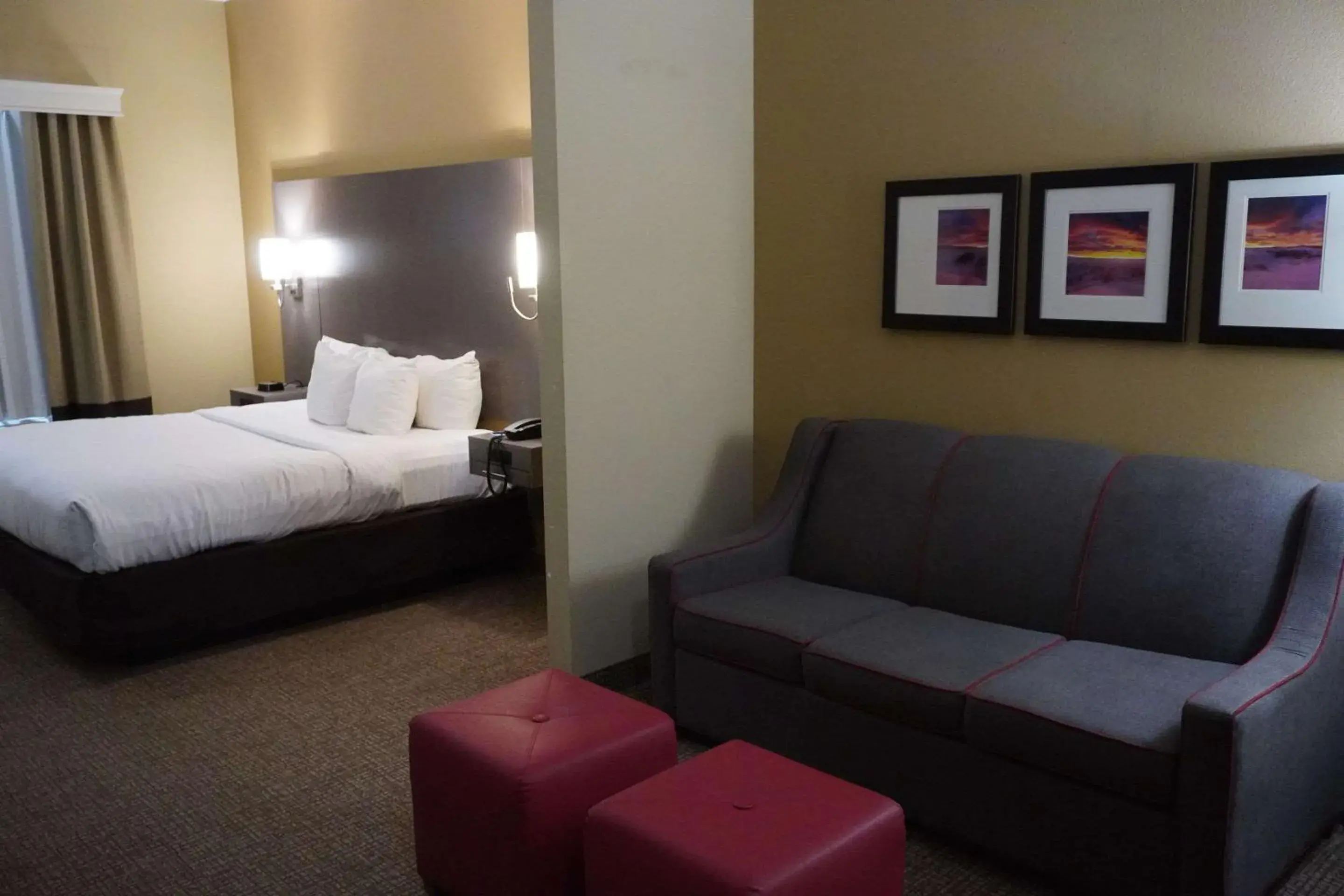 Bedroom, Bed in Comfort Inn & Suites Monahans I-20 Bedroom, Bed in Comfort Inn & Suites Monahans I-20
