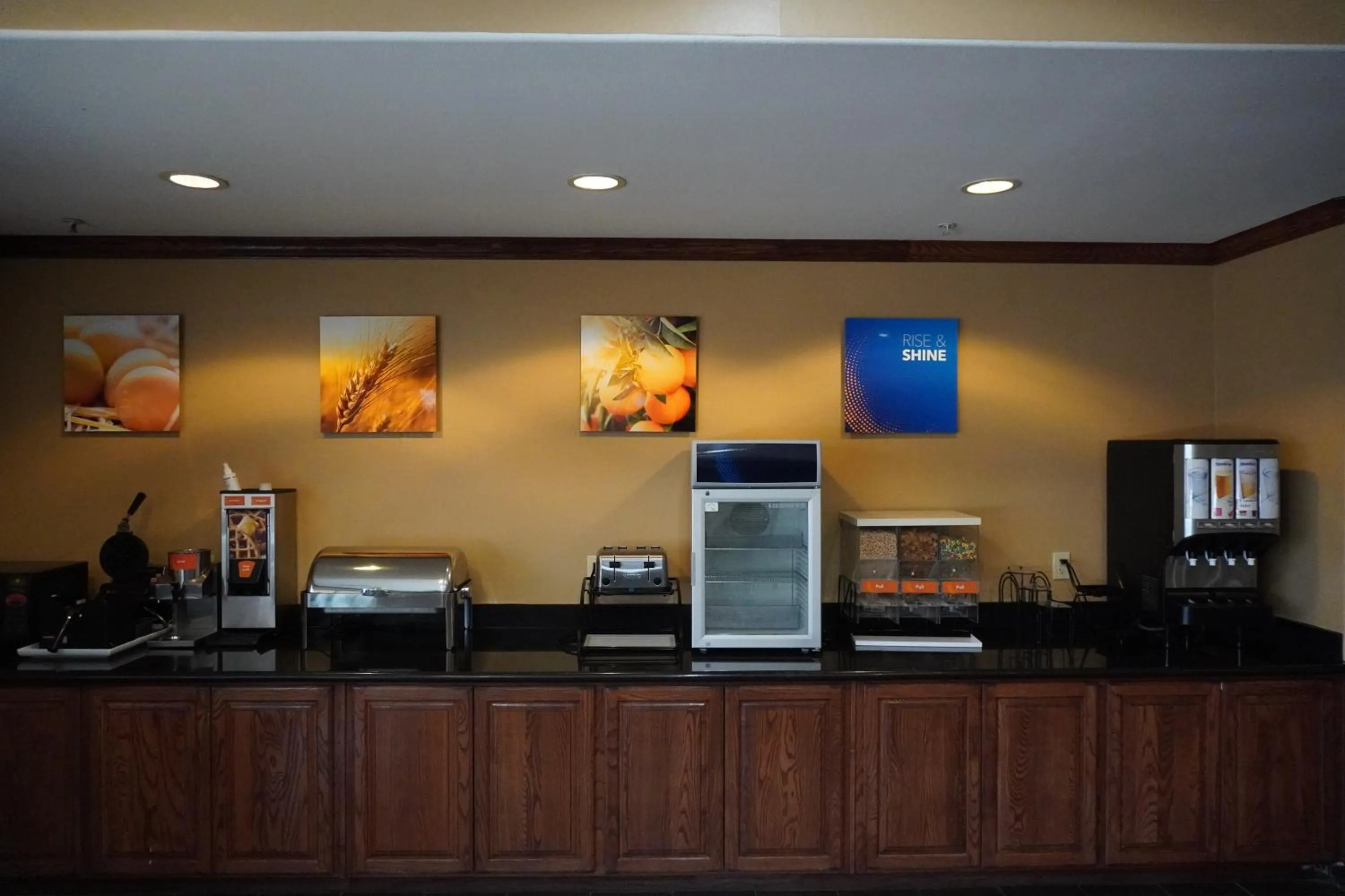 Breakfast in Comfort Inn & Suites Monahans I-20