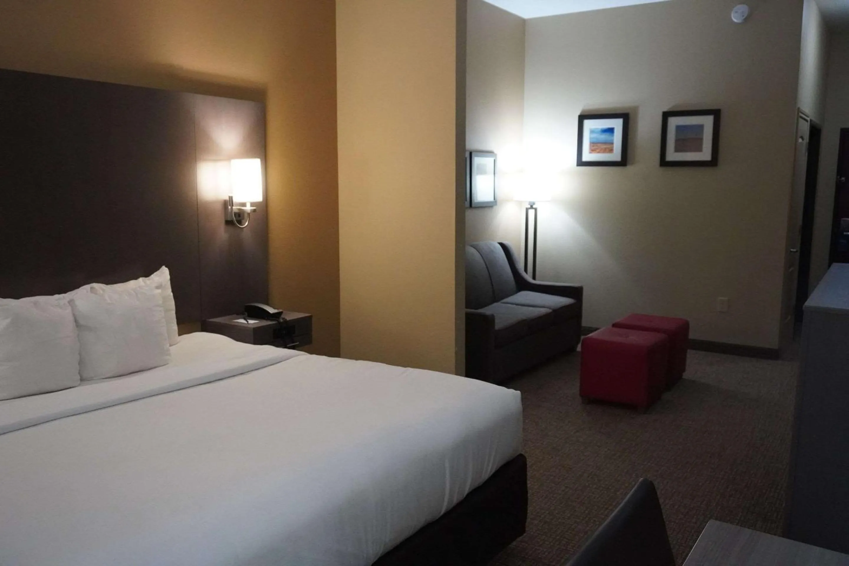 Bedroom, Bed in Comfort Inn & Suites Monahans I-20