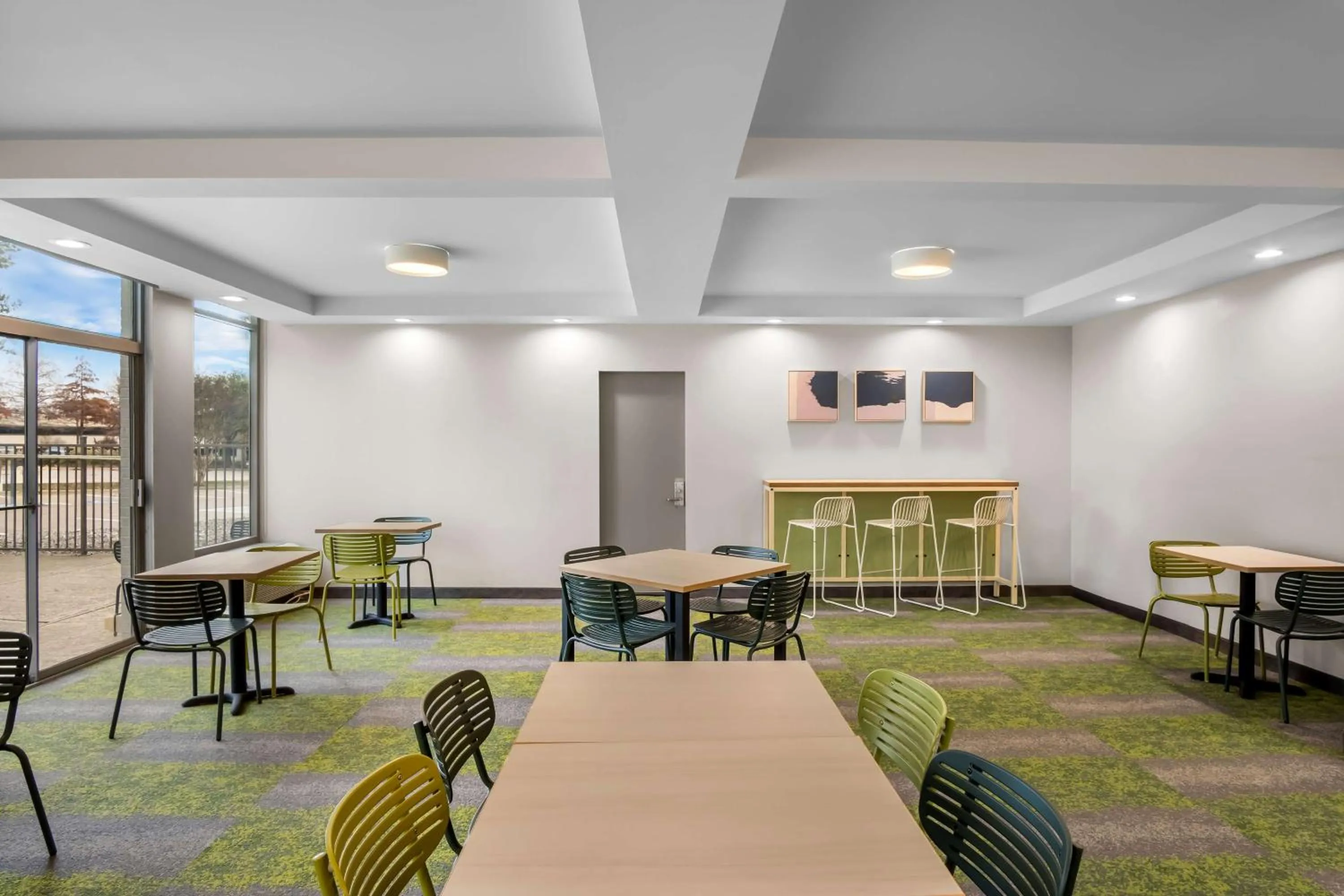 Meeting/conference room in Wingate by Wyndham Richardson