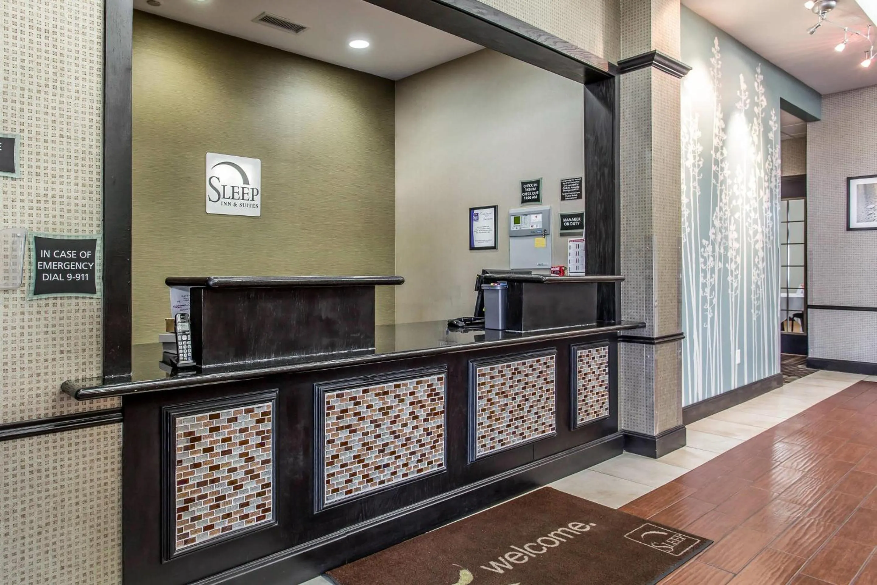 Lobby or reception in Sleep Inn & Suites West Medical Center