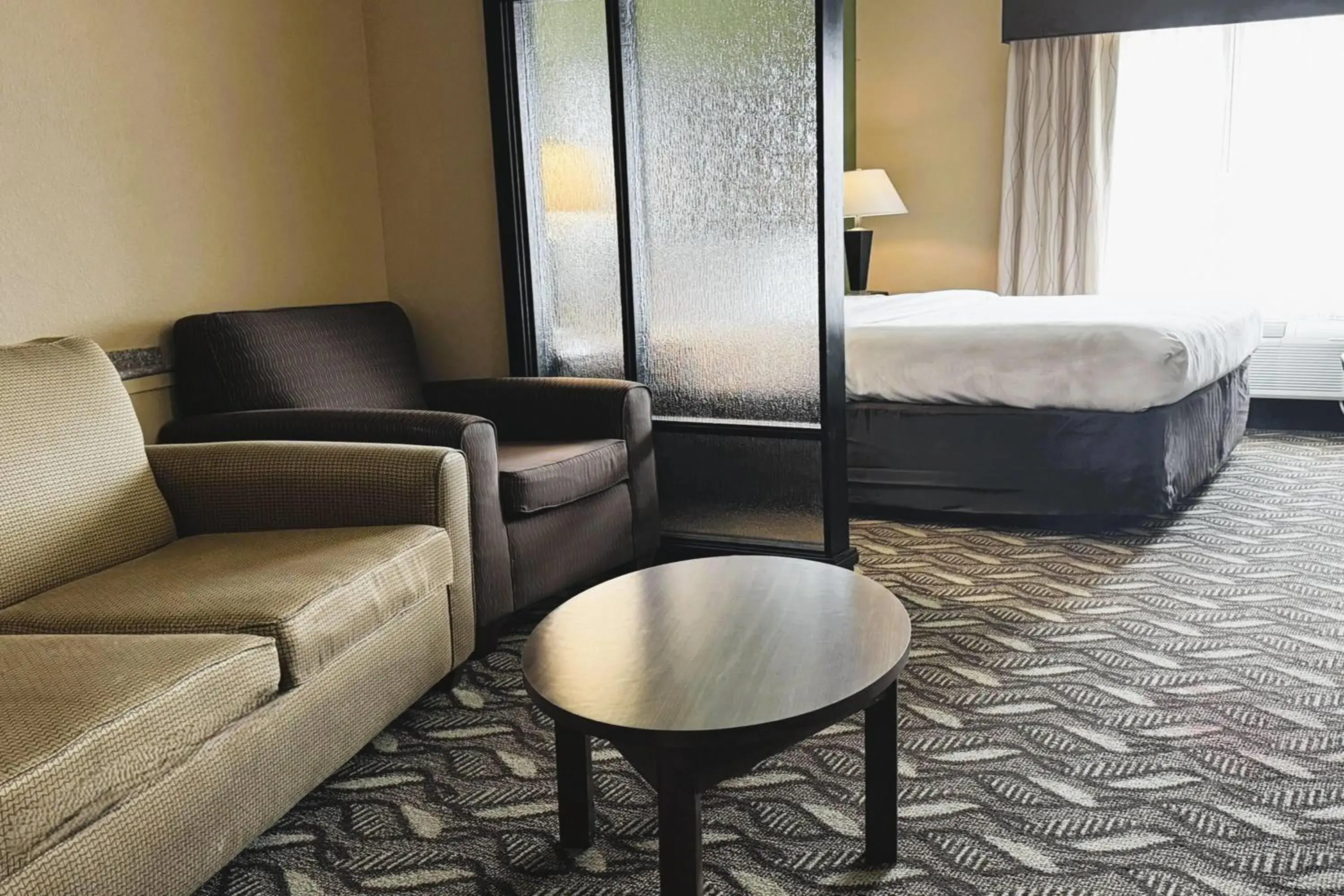 Photo of the whole room, Bed in Baymont by Wyndham Jewett Photo of the whole room, Bed in Baymont by Wyndham Jewett