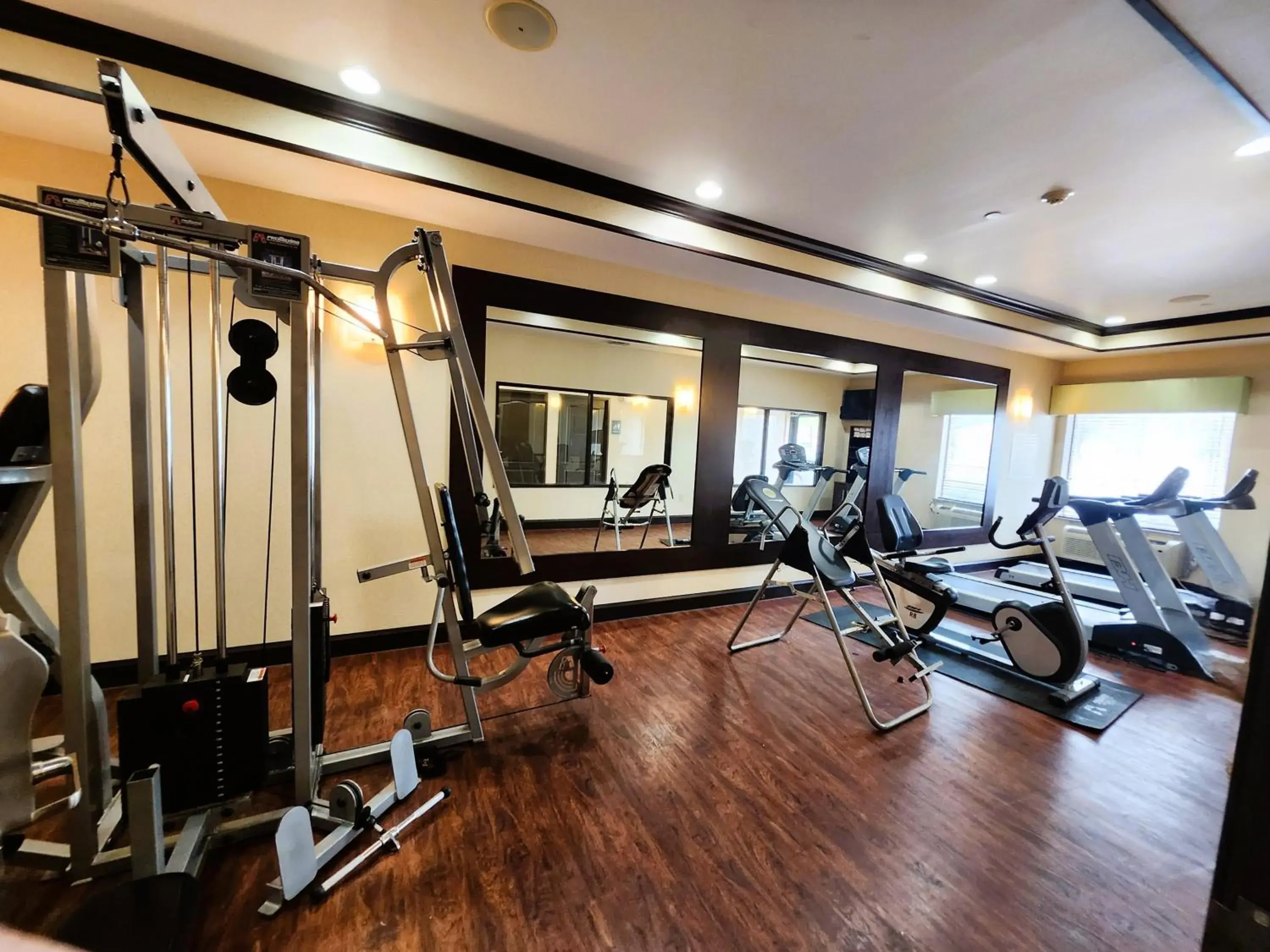 Fitness centre/facilities in Baymont by Wyndham Jewett Fitness centre/facilities in Baymont by Wyndham Jewett