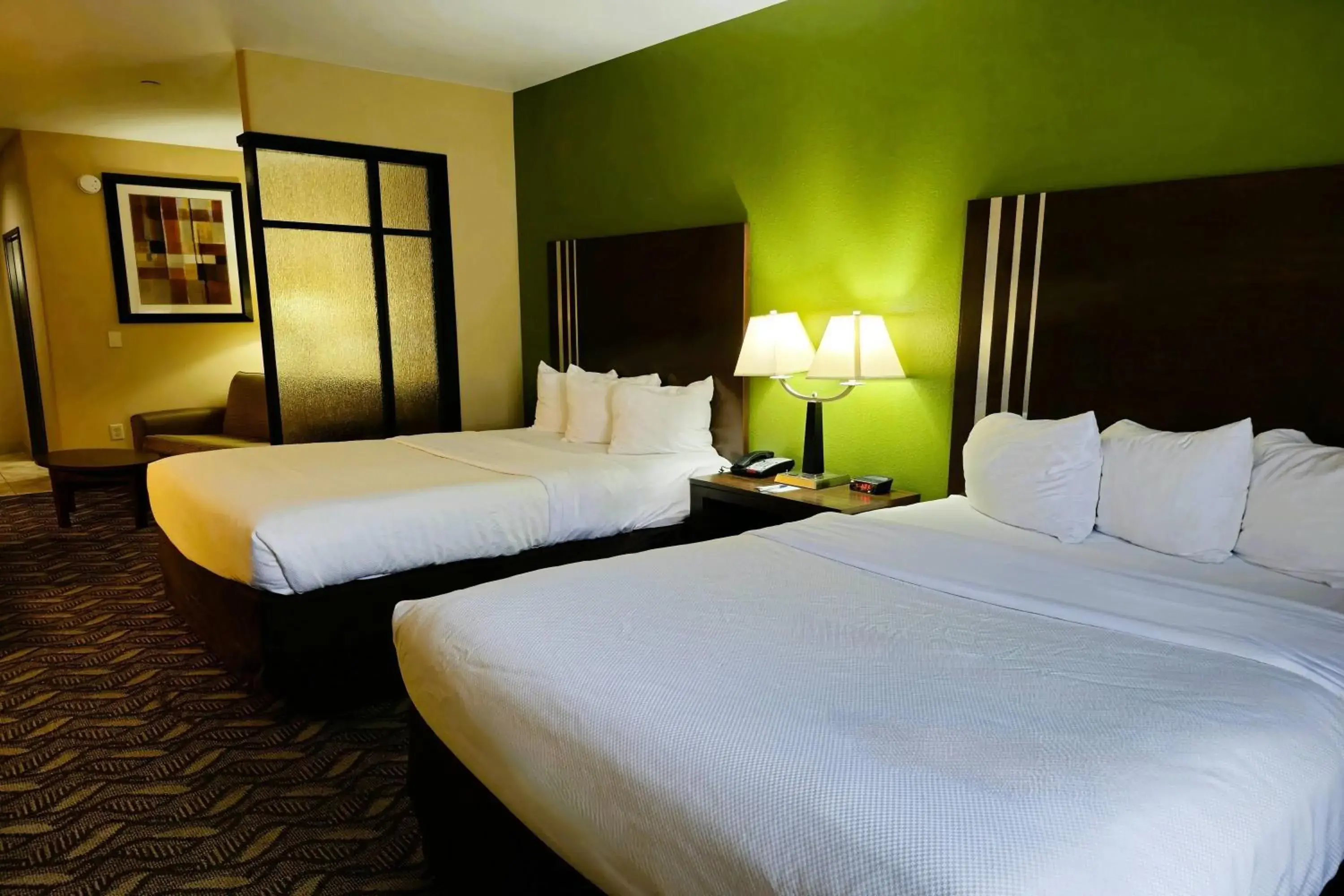 Photo of the whole room, Bed in Baymont by Wyndham Jewett Photo of the whole room, Bed in Baymont by Wyndham Jewett