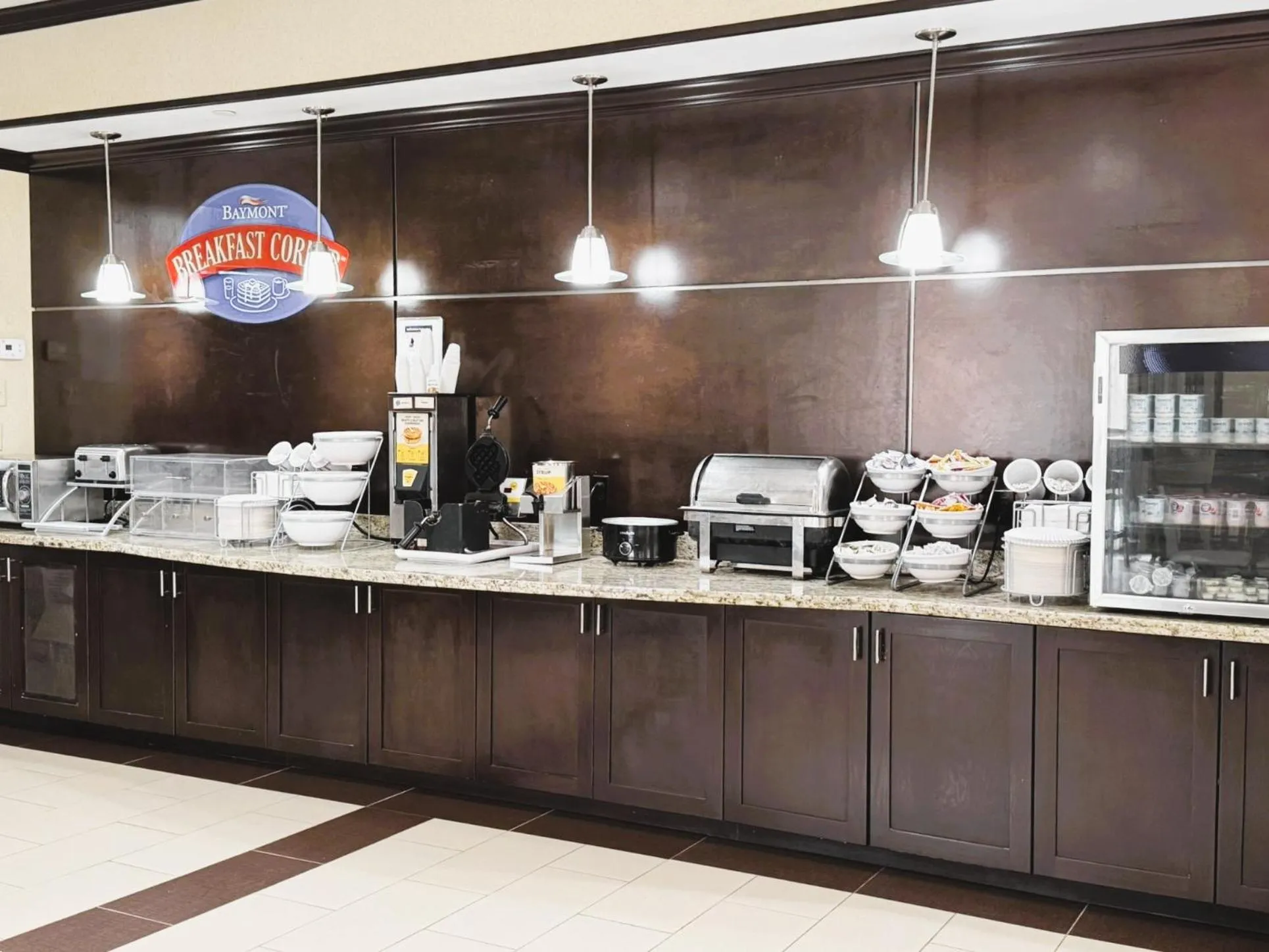 Breakfast in Baymont by Wyndham Jewett