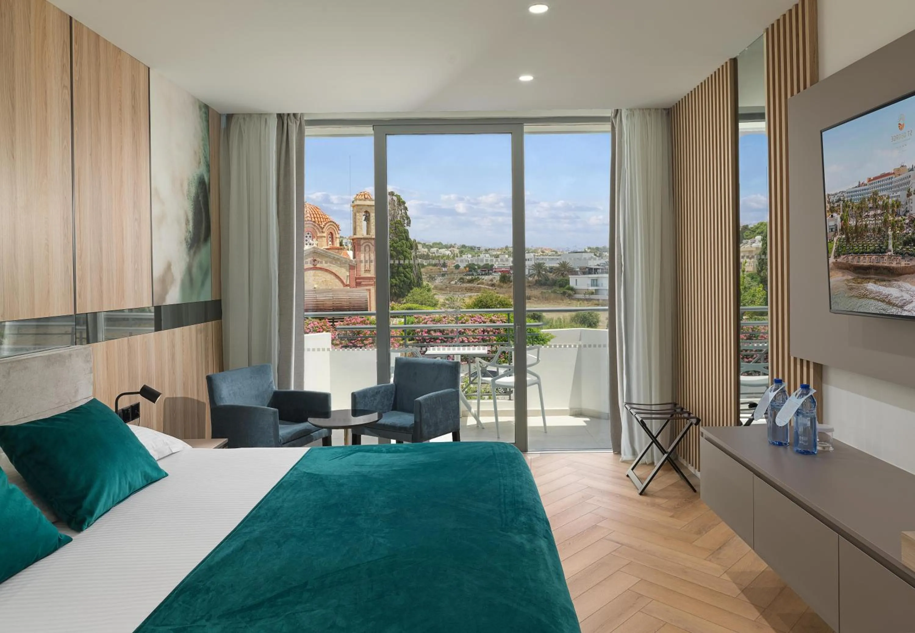 Bedroom, Bed in St George Beach Hotel & Spa Resort