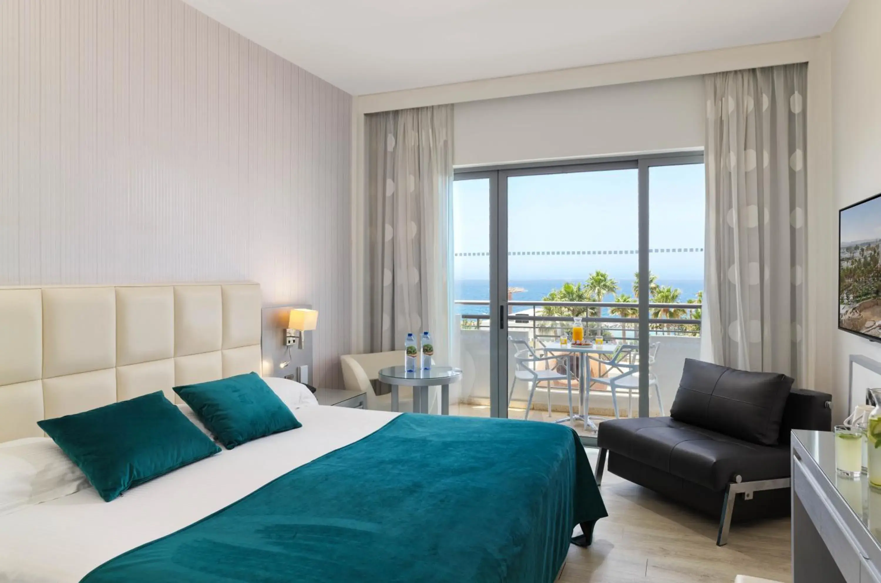 Bedroom, Bed in St George Beach Hotel & Spa Resort Bedroom, Bed in St George Beach Hotel & Spa Resort