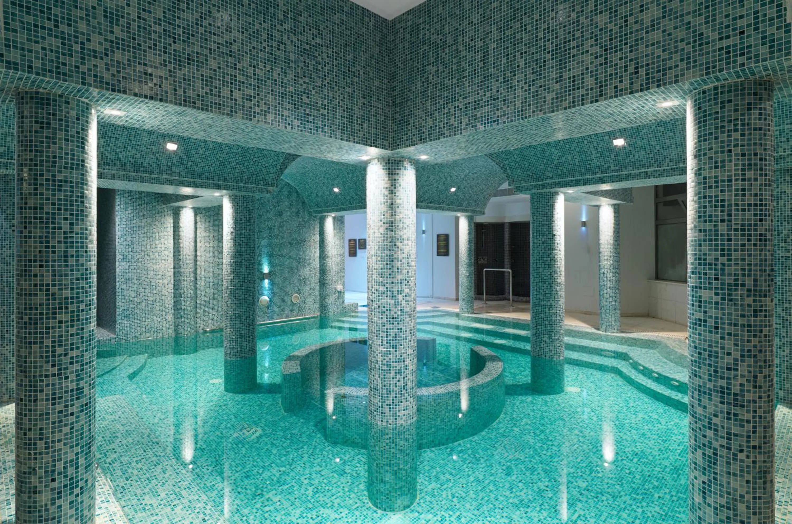 Spa and wellness centre/facilities in St George Beach Hotel & Spa Resort