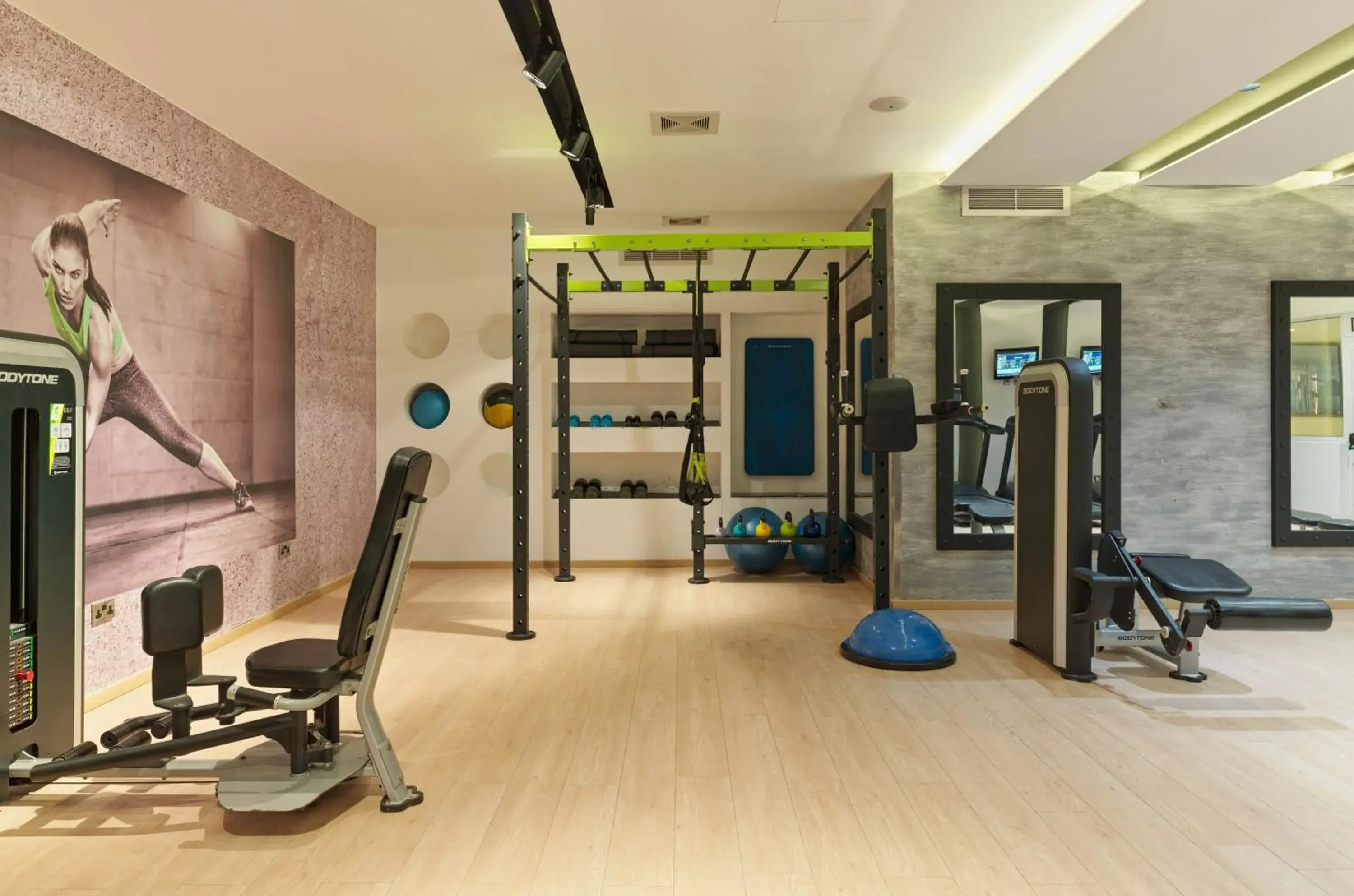 Fitness centre/facilities in St George Beach Hotel & Spa Resort Fitness centre/facilities in St George Beach Hotel & Spa Resort