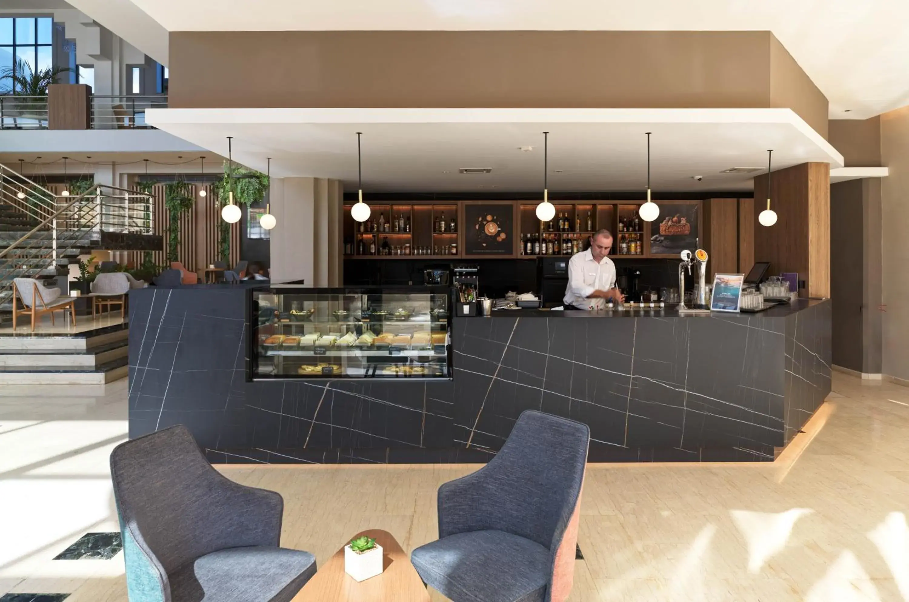 Restaurant/places to eat in St George Beach Hotel & Spa Resort Restaurant/places to eat in St George Beach Hotel & Spa Resort