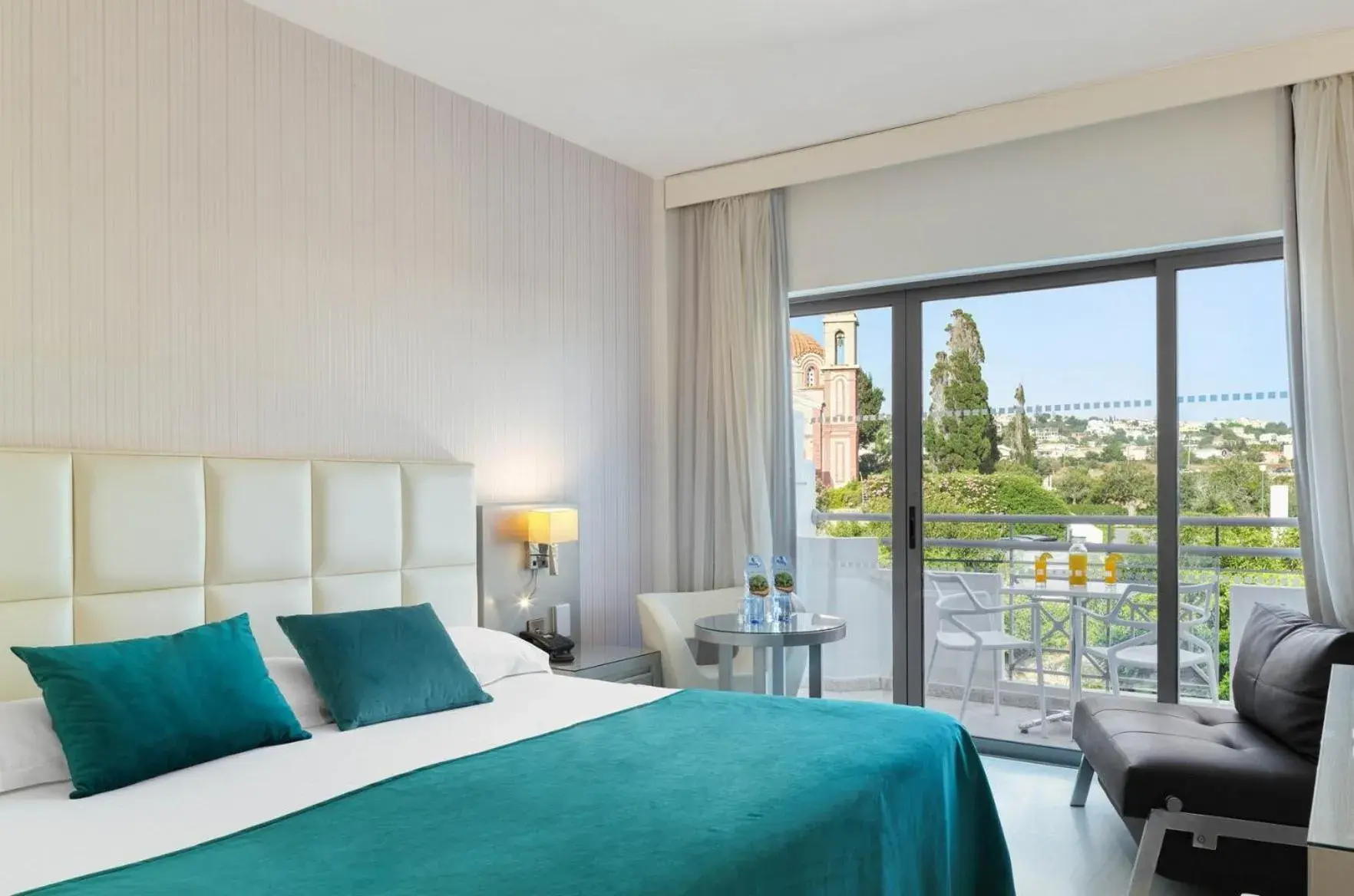 Bedroom, Bed in St George Beach Hotel & Spa Resort Bedroom, Bed in St George Beach Hotel & Spa Resort