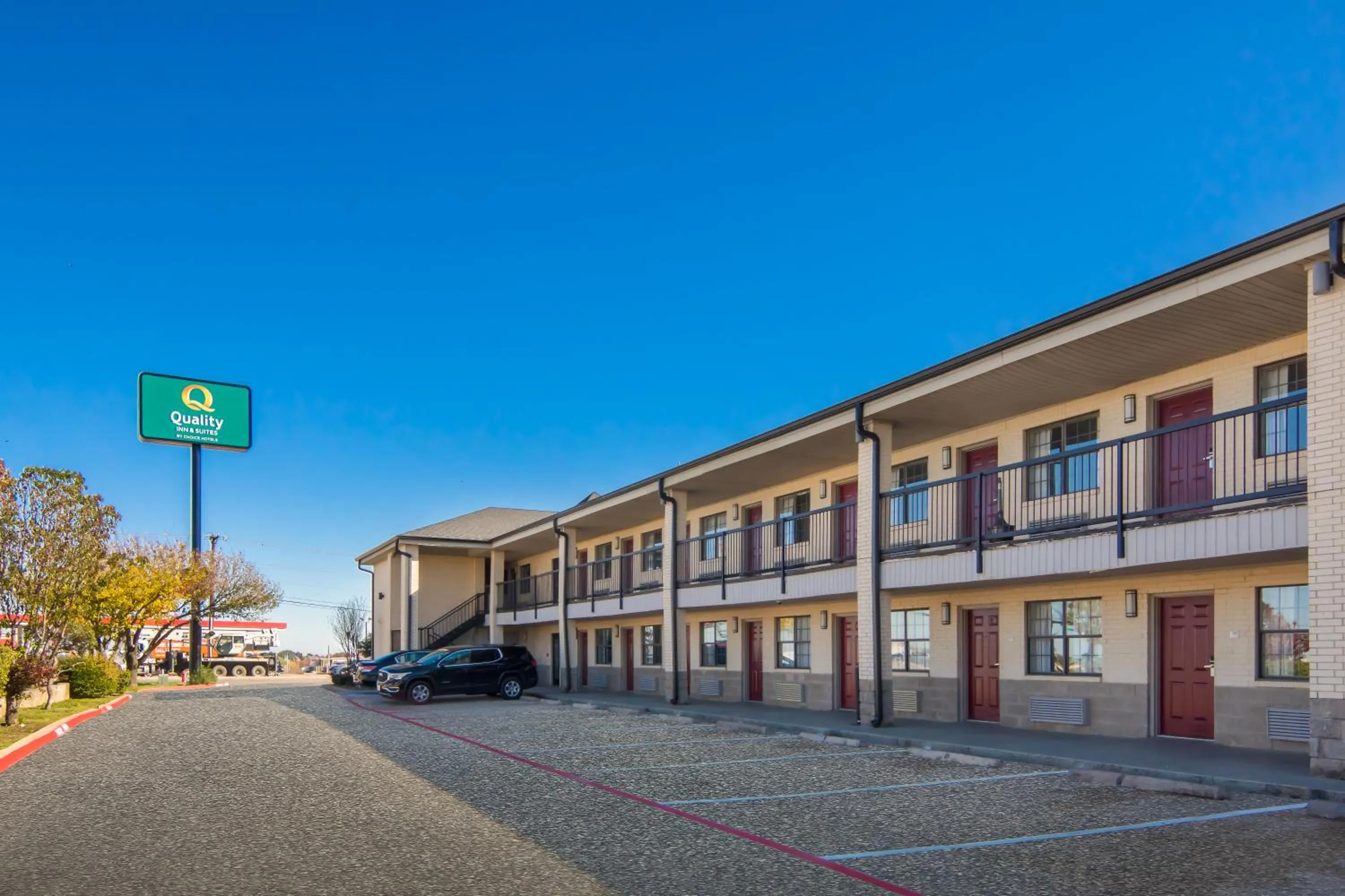 Property building in Quality Inn & Suites Weatherford