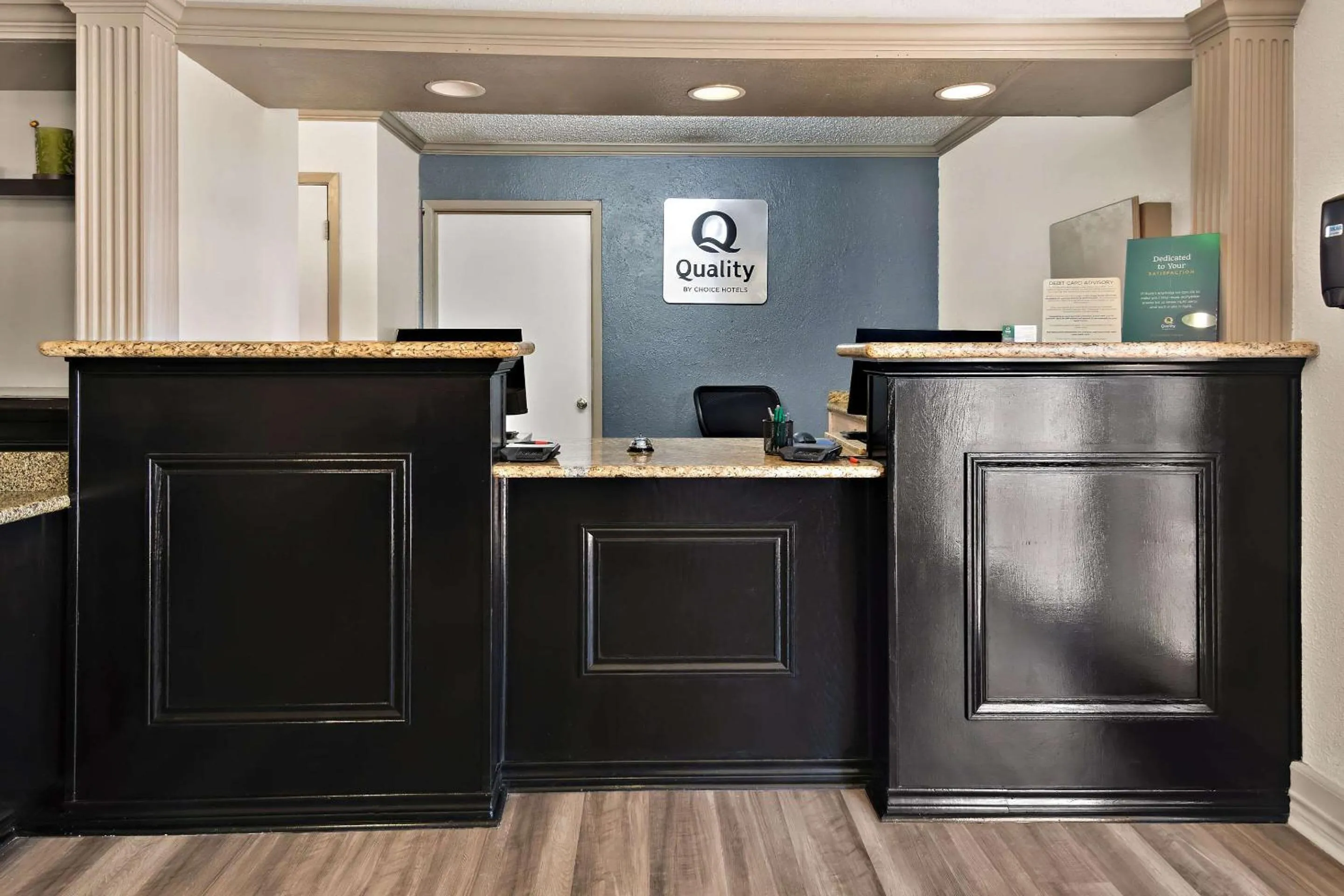Lobby or reception in Quality Inn & Suites Weatherford
